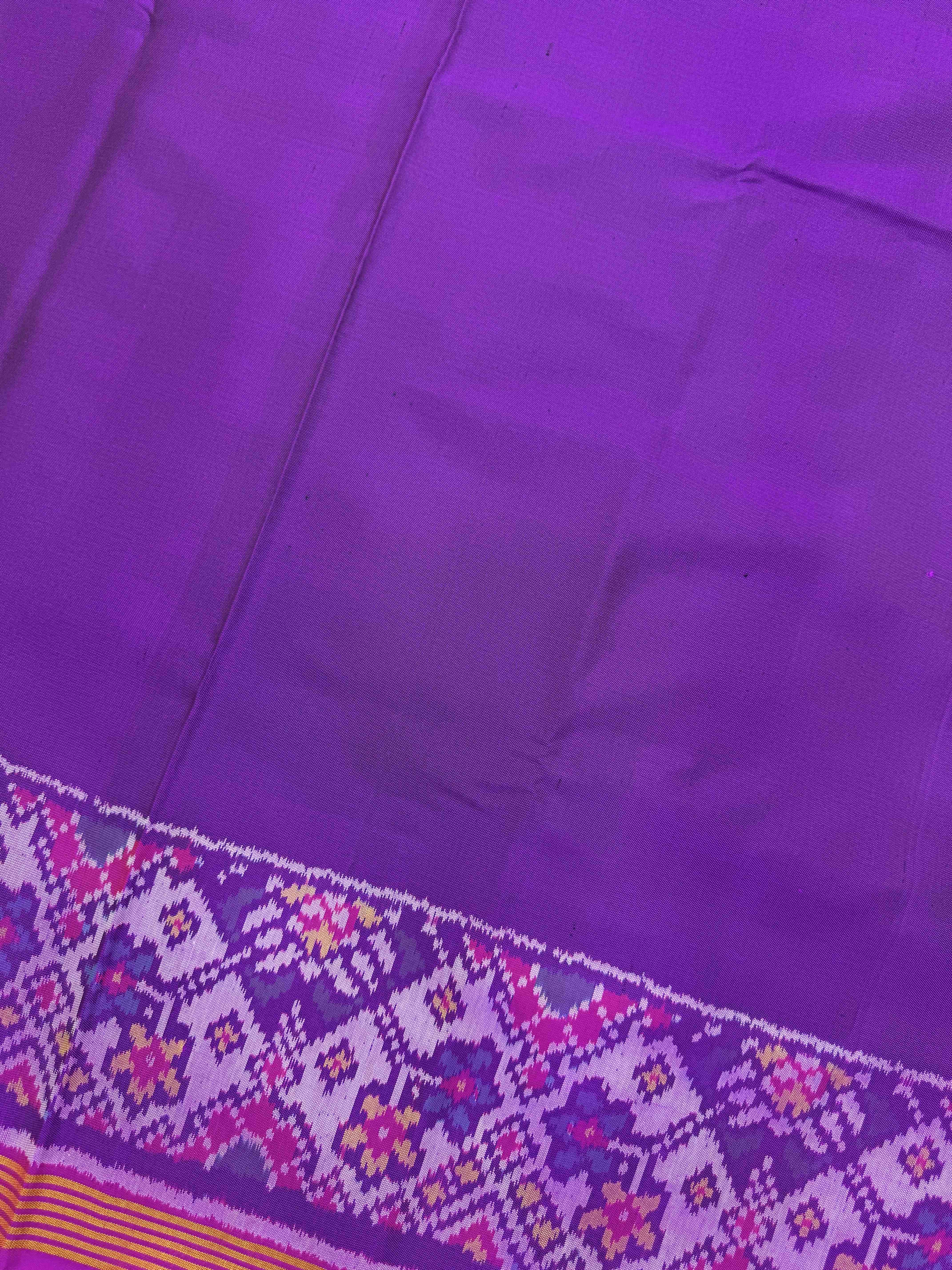 Purple Plain with Navratan Border Pallu Single Ikat Patan Patola Saree