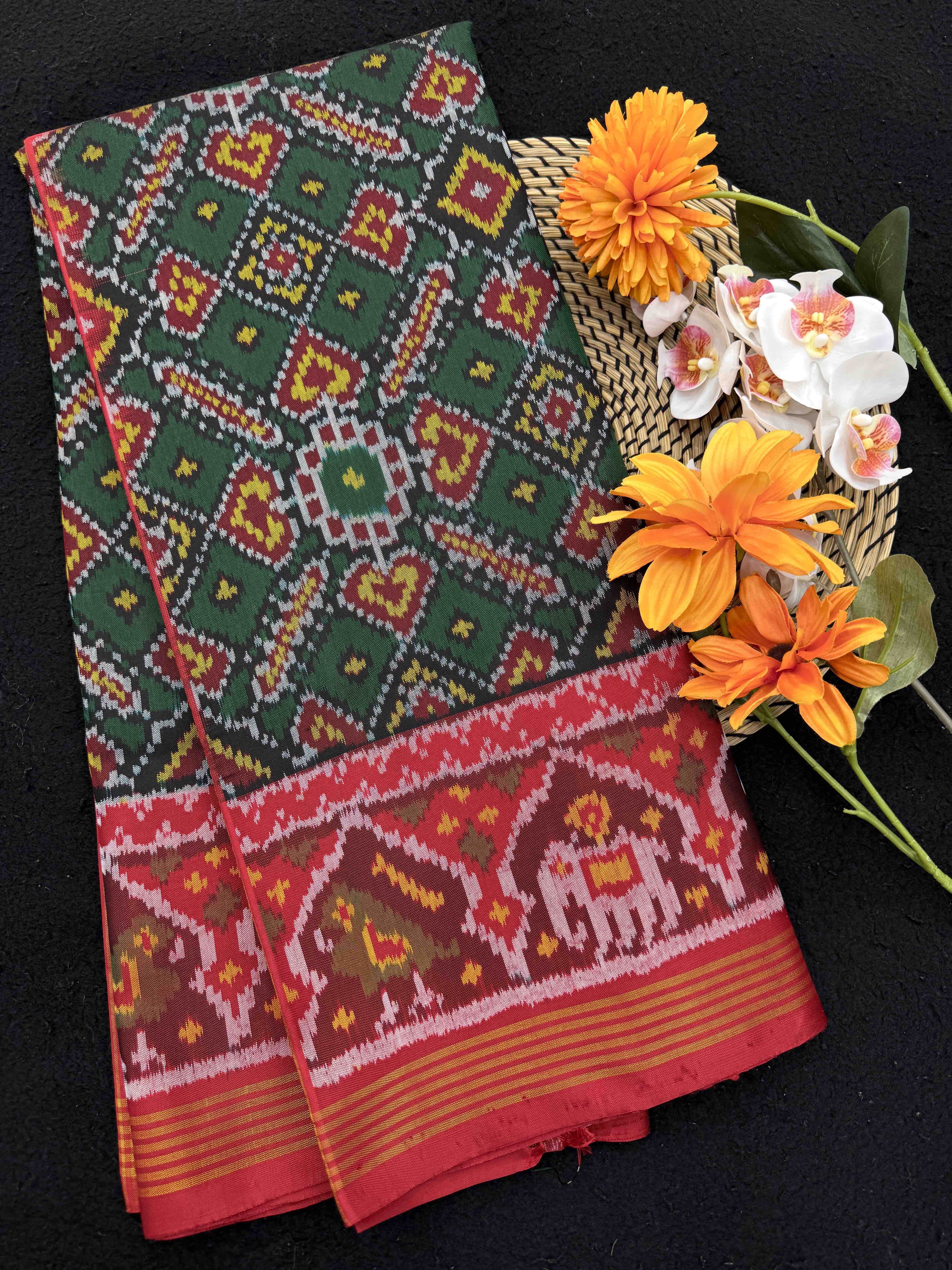 Red & Green Manekchowk Single Ikat Patan Patola Saree