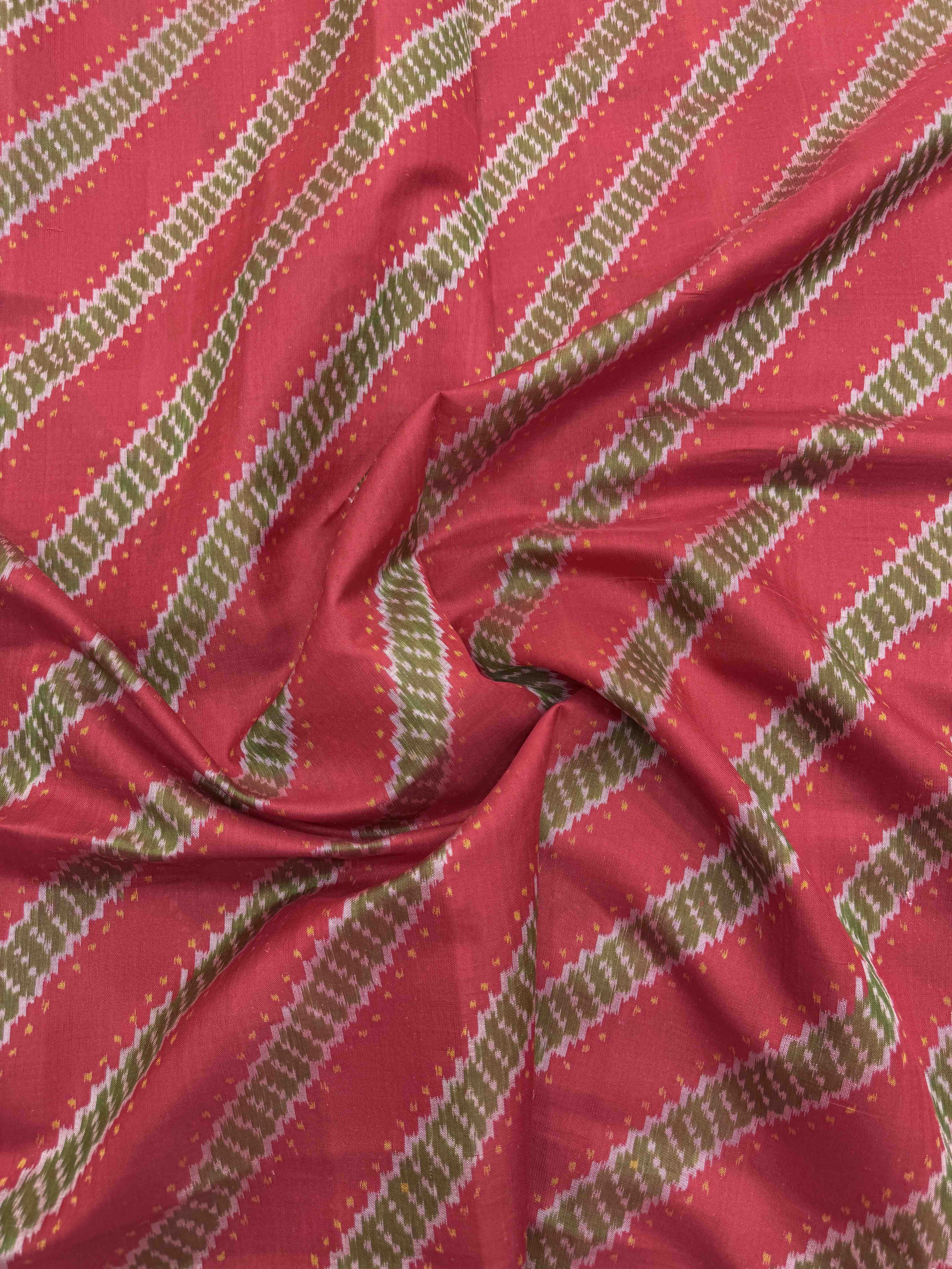 Red & Green Leheriya Single Ikat Patola Silk Fabric