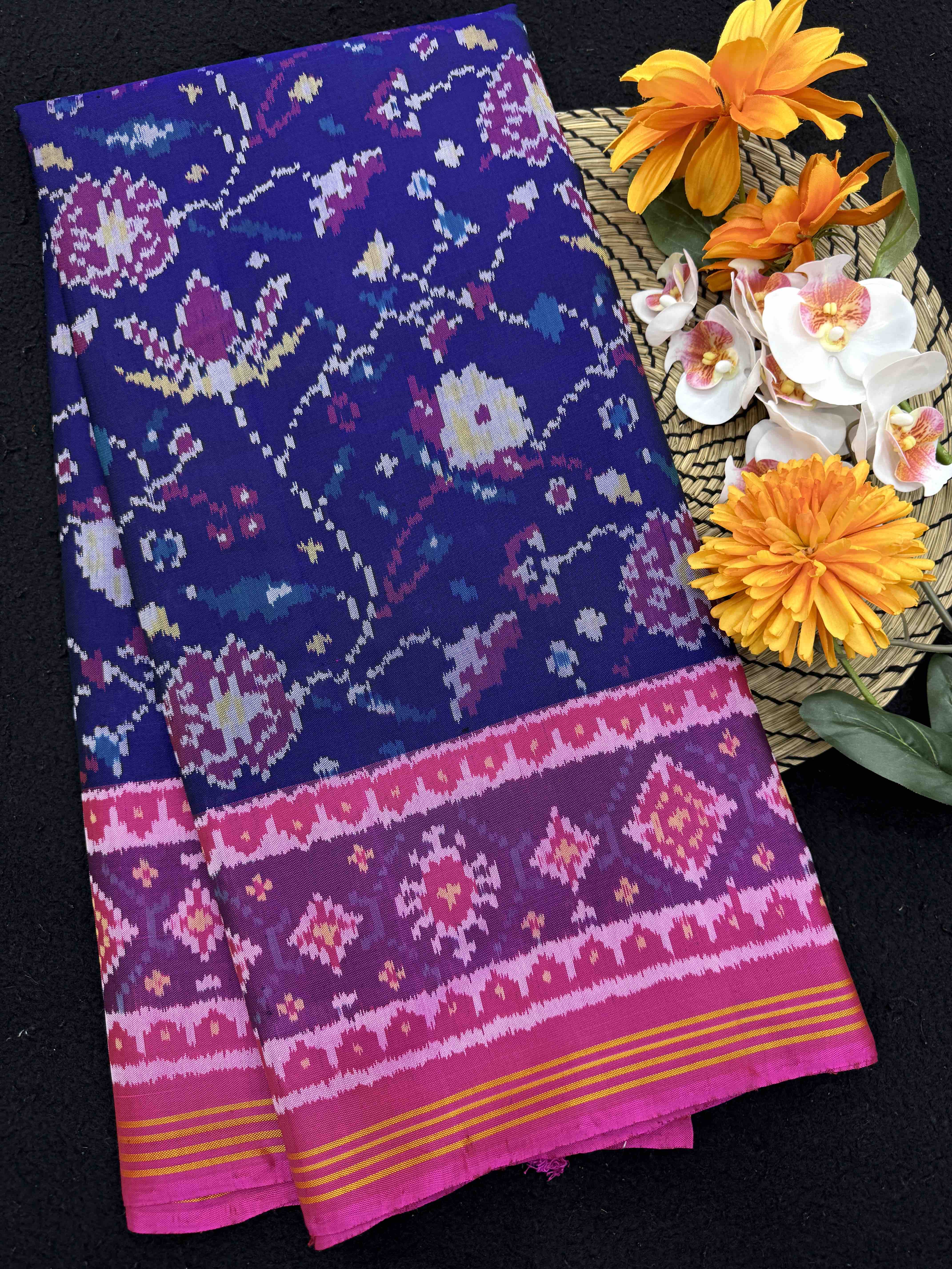 Pink & Blue Fancy Flower Leaves Single Ikat Patan Patola Saree