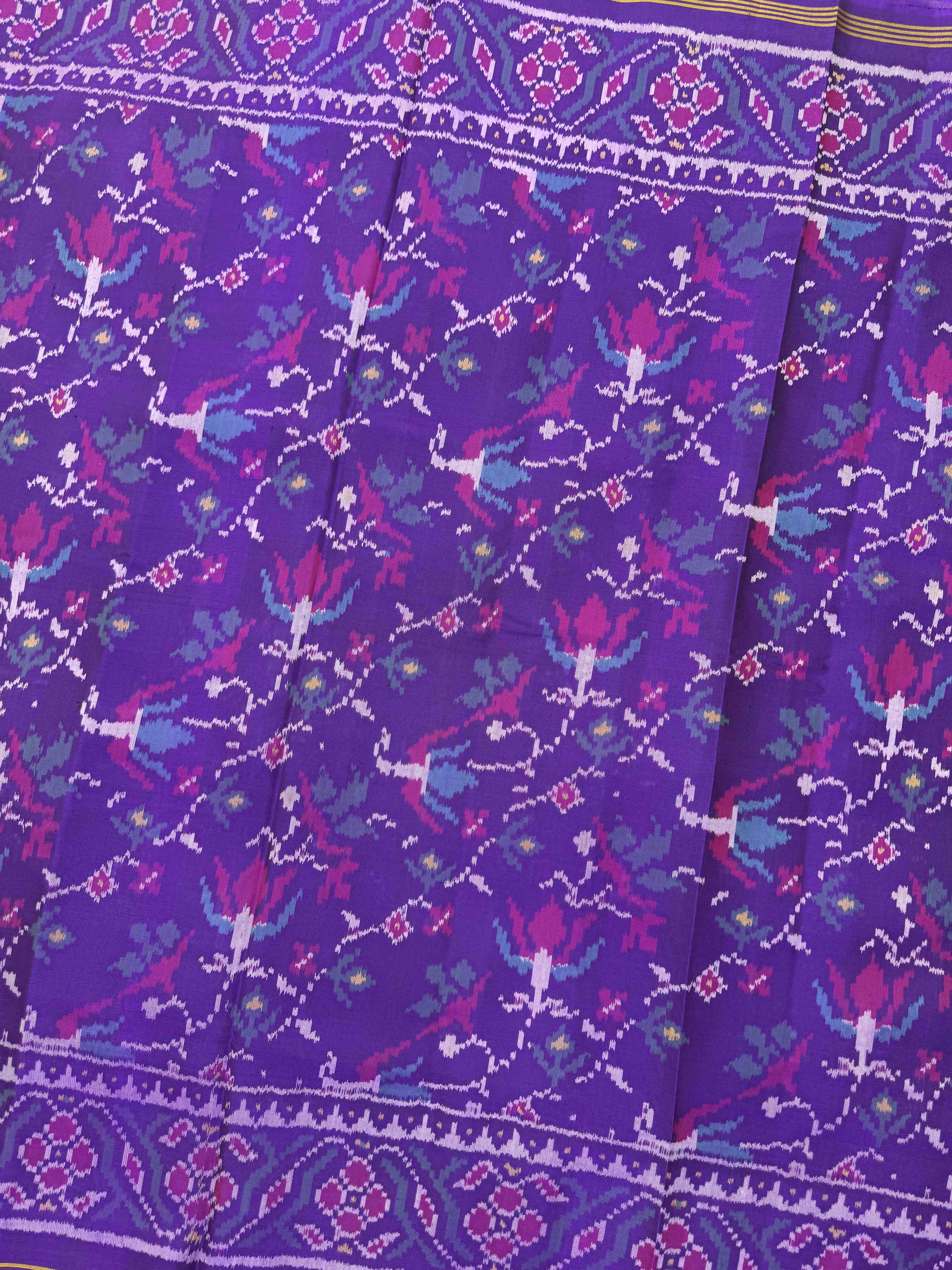Purple Fancy Flower Leaves Single Ikat Patan Patola Saree