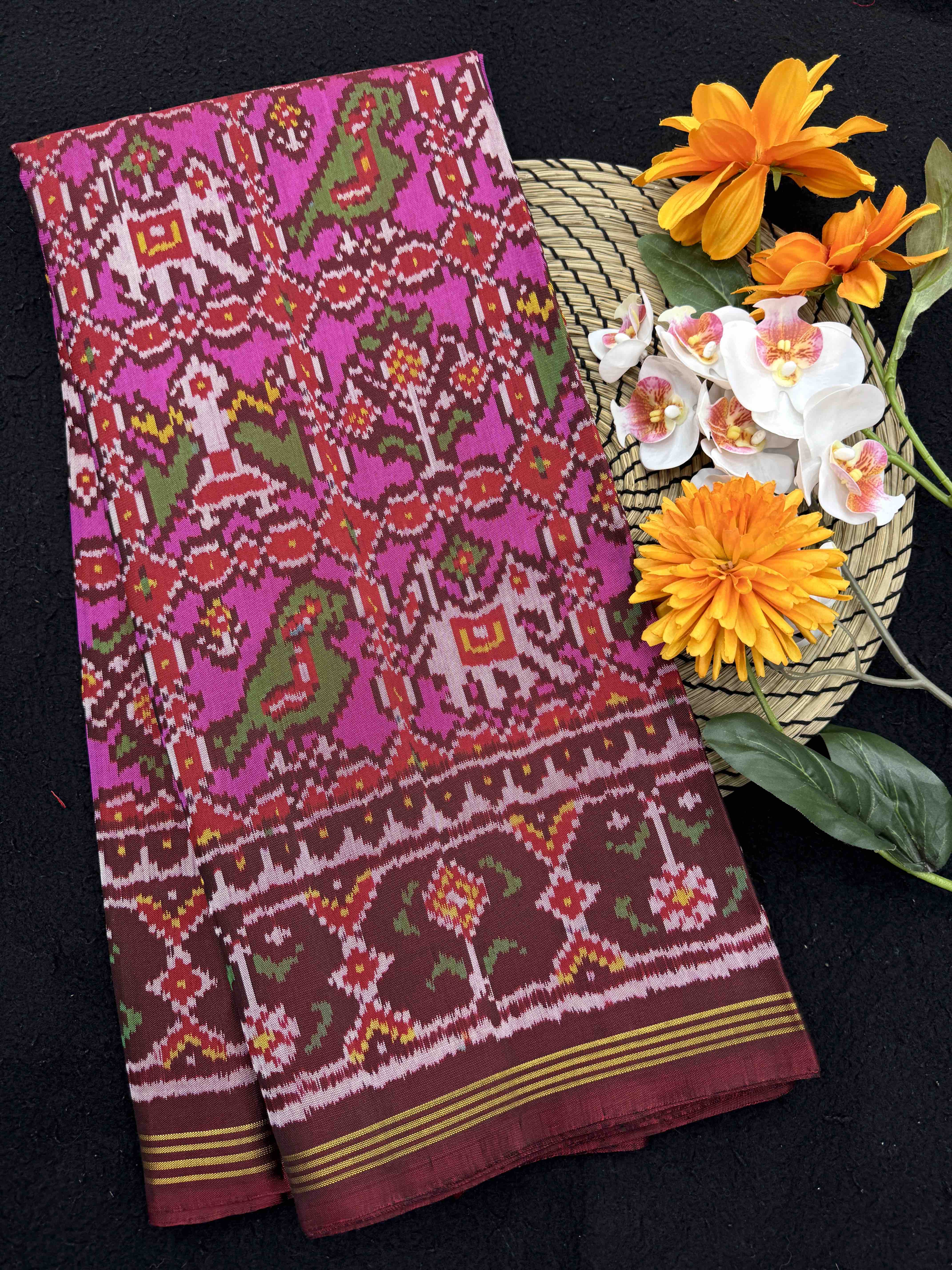 Maroon & Pink Narikunj Single Ikat Patan Patola Saree