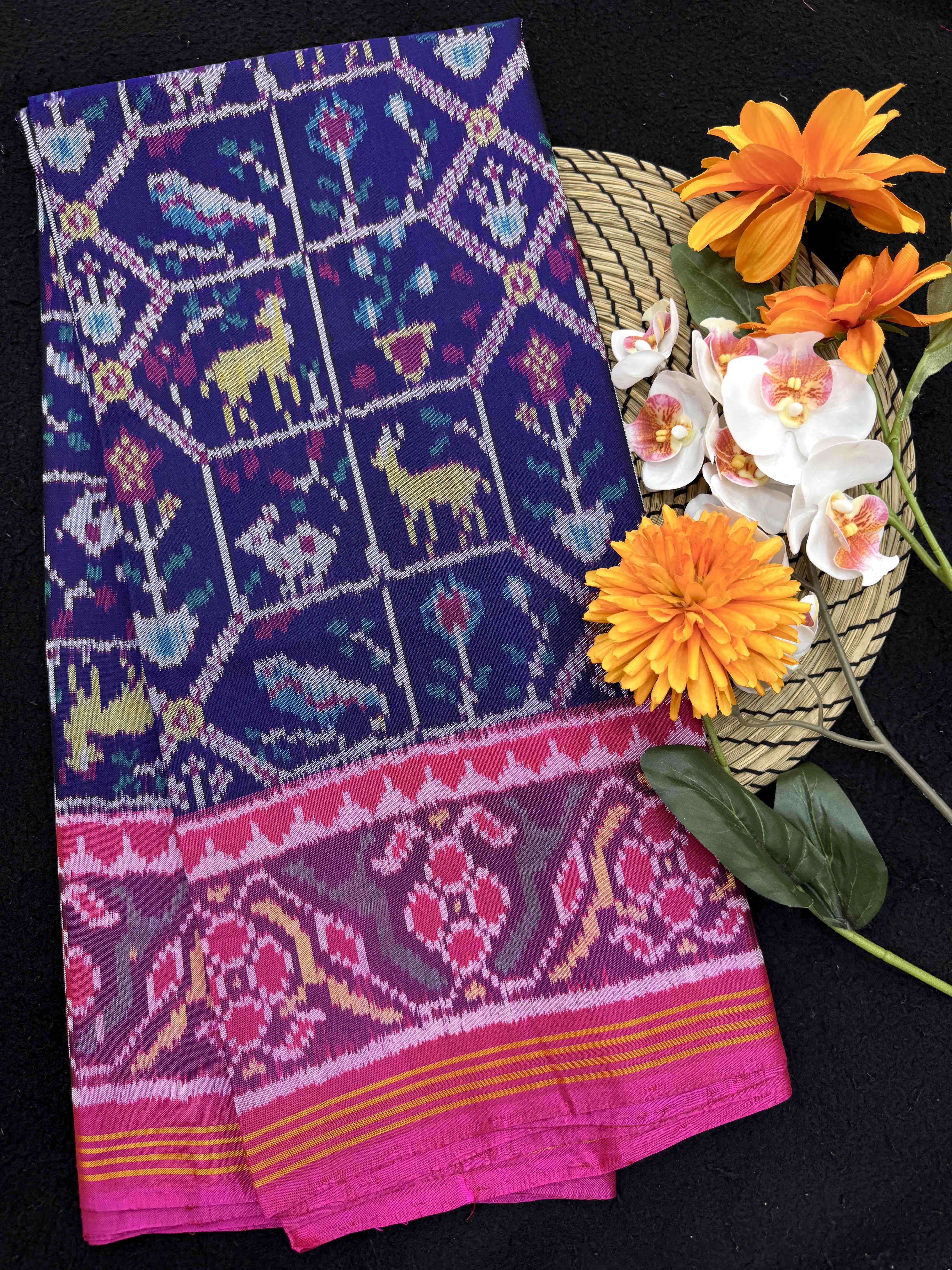 Pink & Dark Blue Small Narikunj Single Ikat Patan Patola Saree