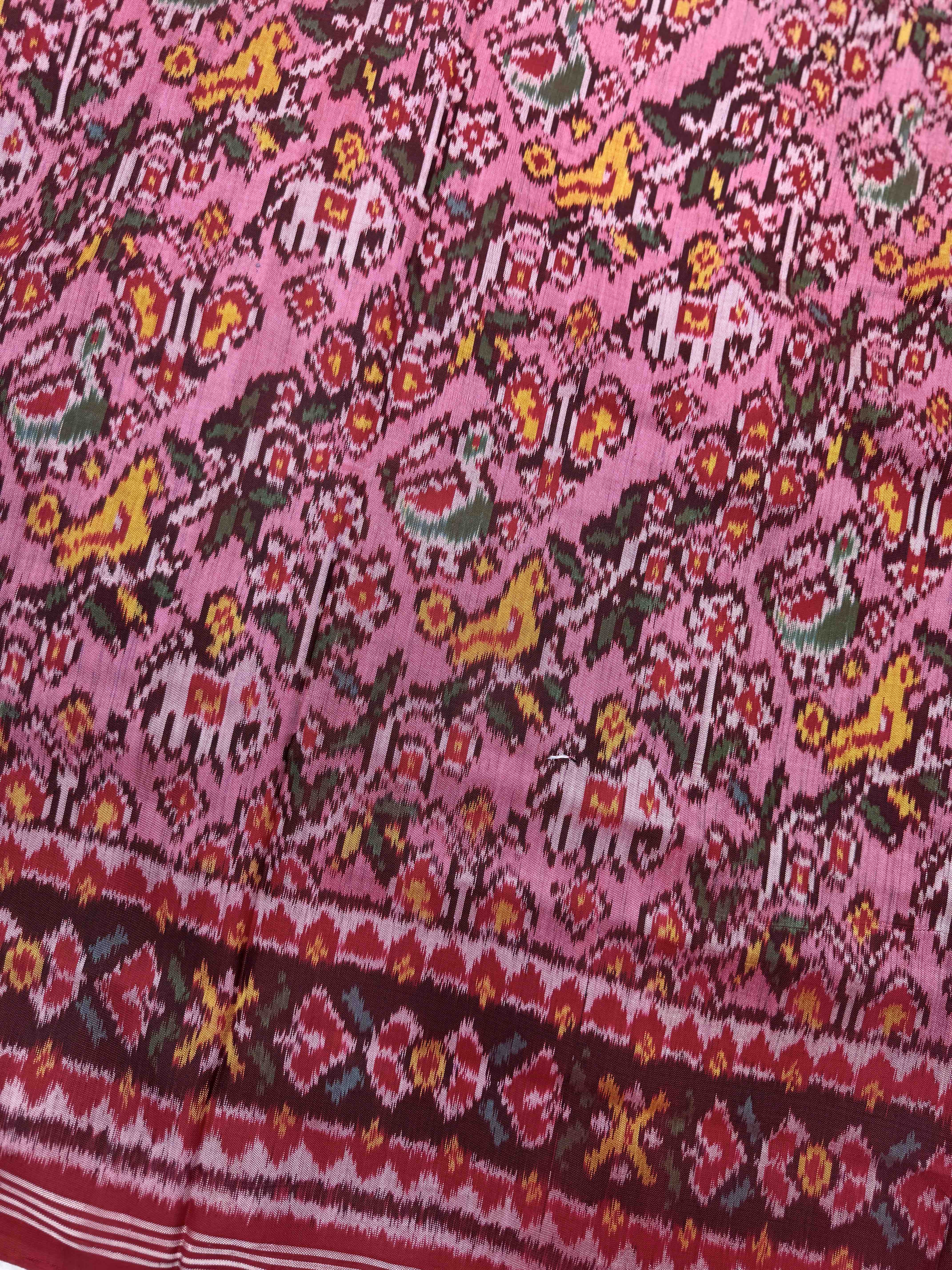 Red & Light Pink Narikunj Leheriya Single Ikat Patan Patola Saree