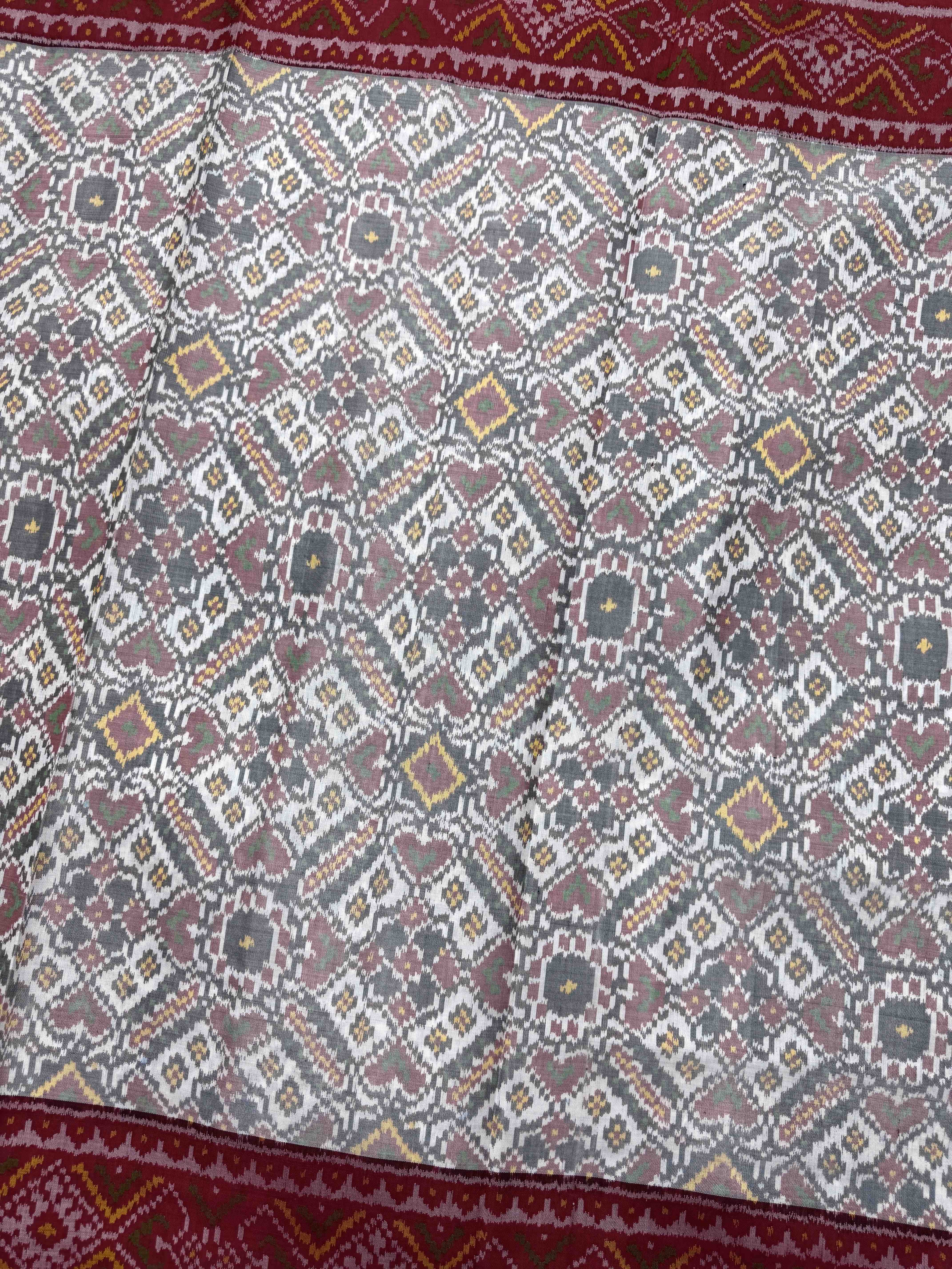 Red & White Manekchowk Single Ikat Patan Patola Saree
