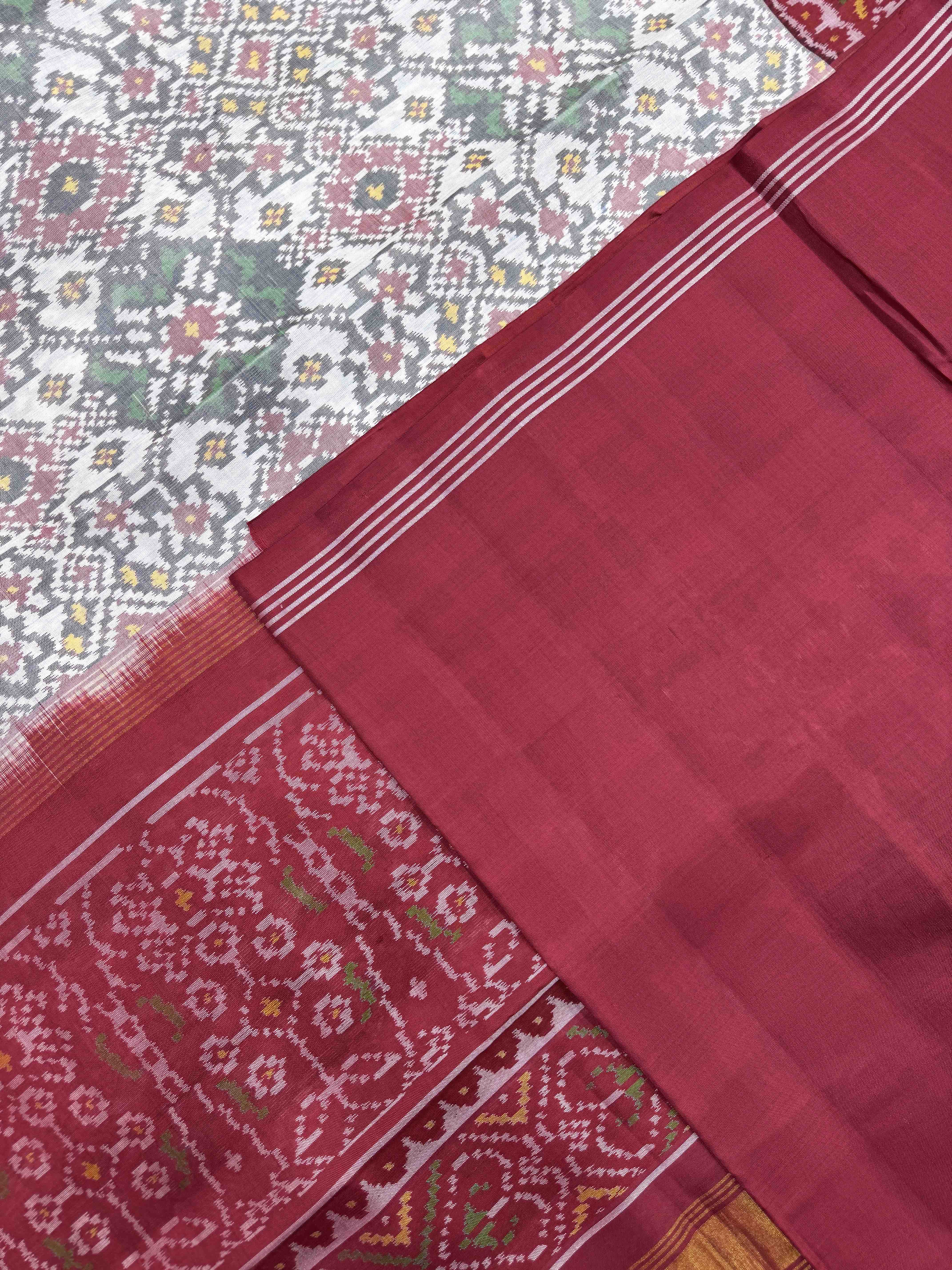 Red & White Navratan Single Ikat Patan Patola Saree