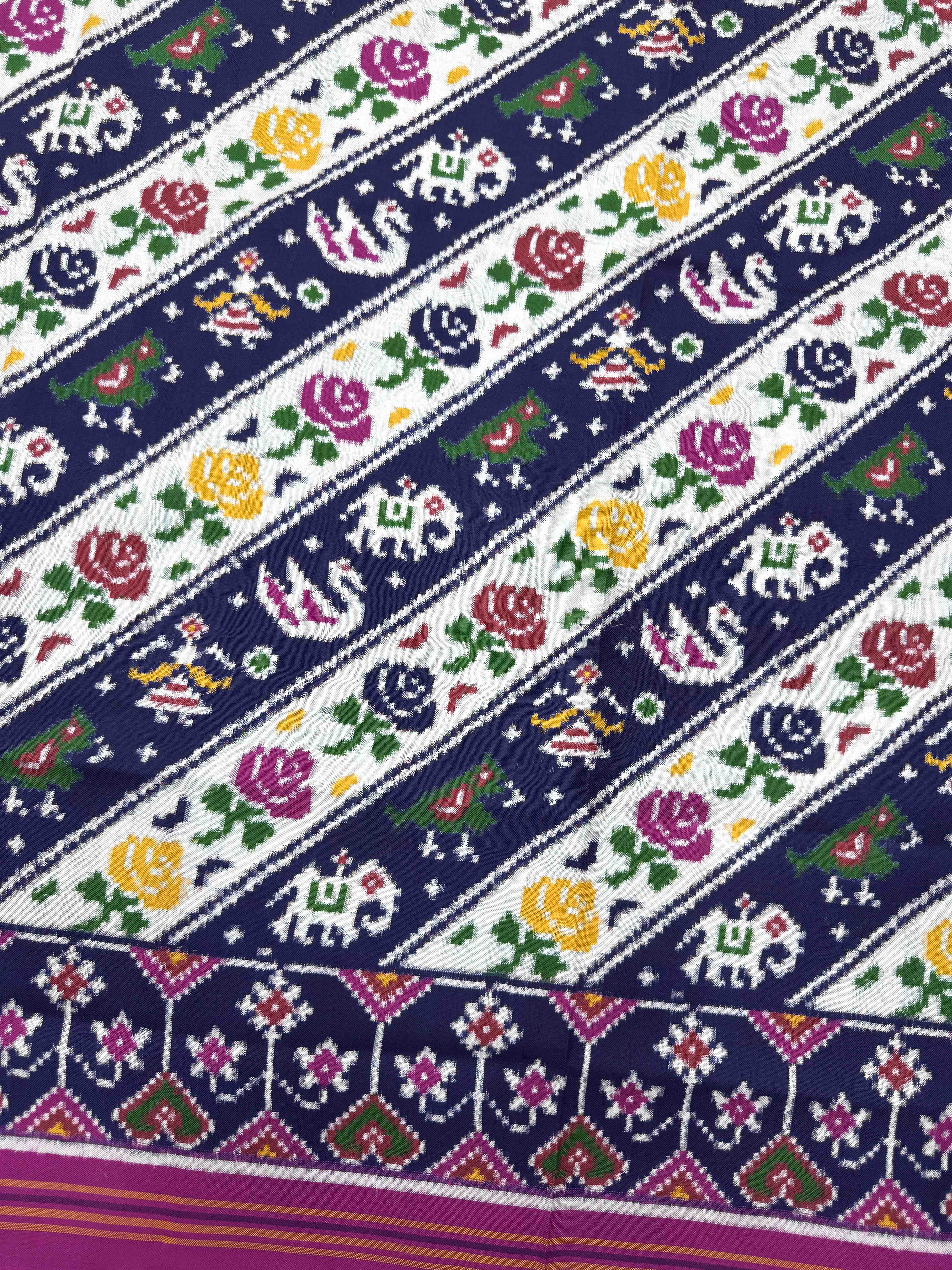 Purplish Pink & White with Dark Blue Nariikunj Flower Double Ikat Patan Patola Saree