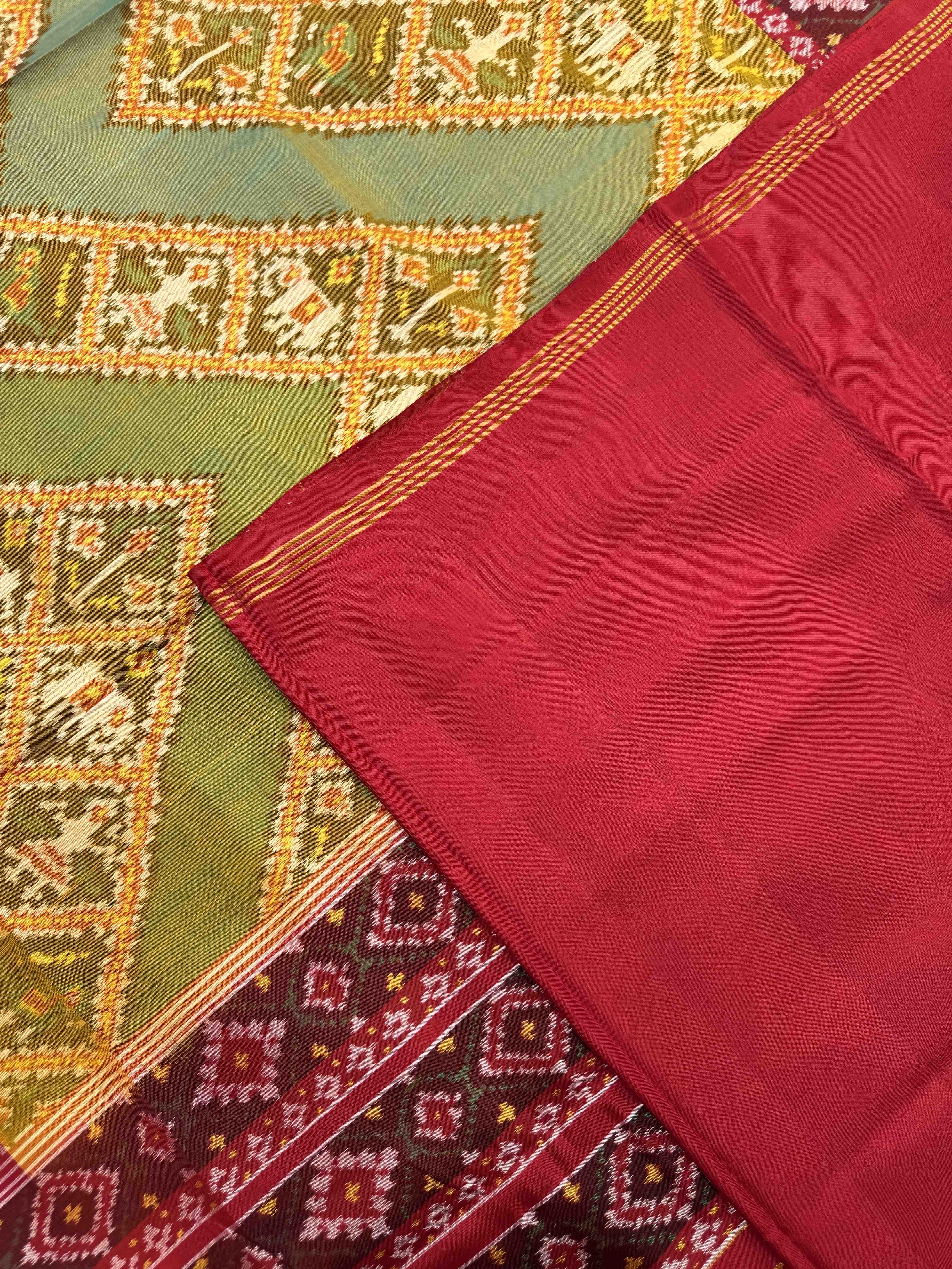 Red & Yellow Zig Zag Narikunj Leheriya Single Ikat Patan Patola Saree