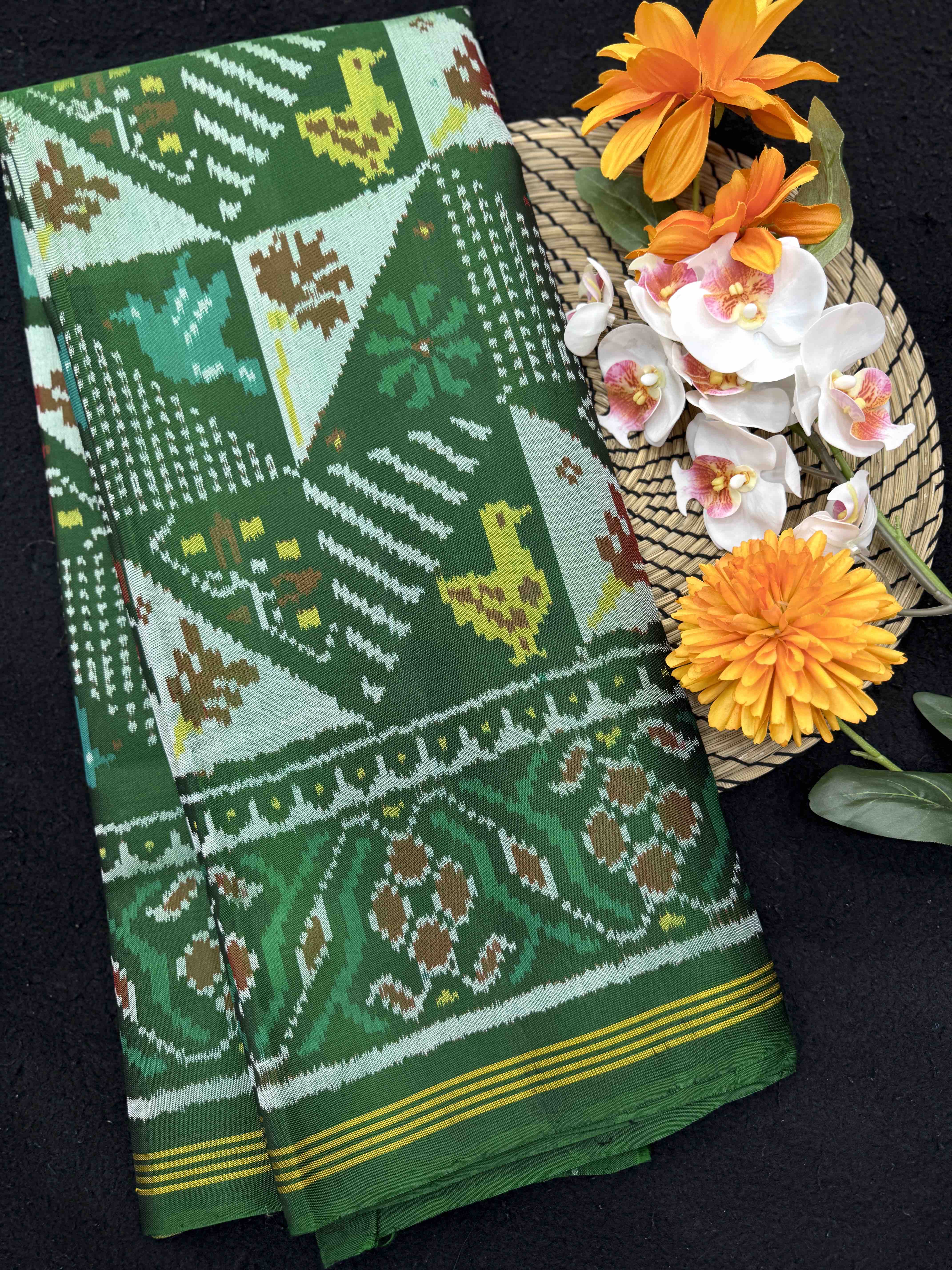 Green Small Narikunj Fancy Single Ikat Patan Patola Saree