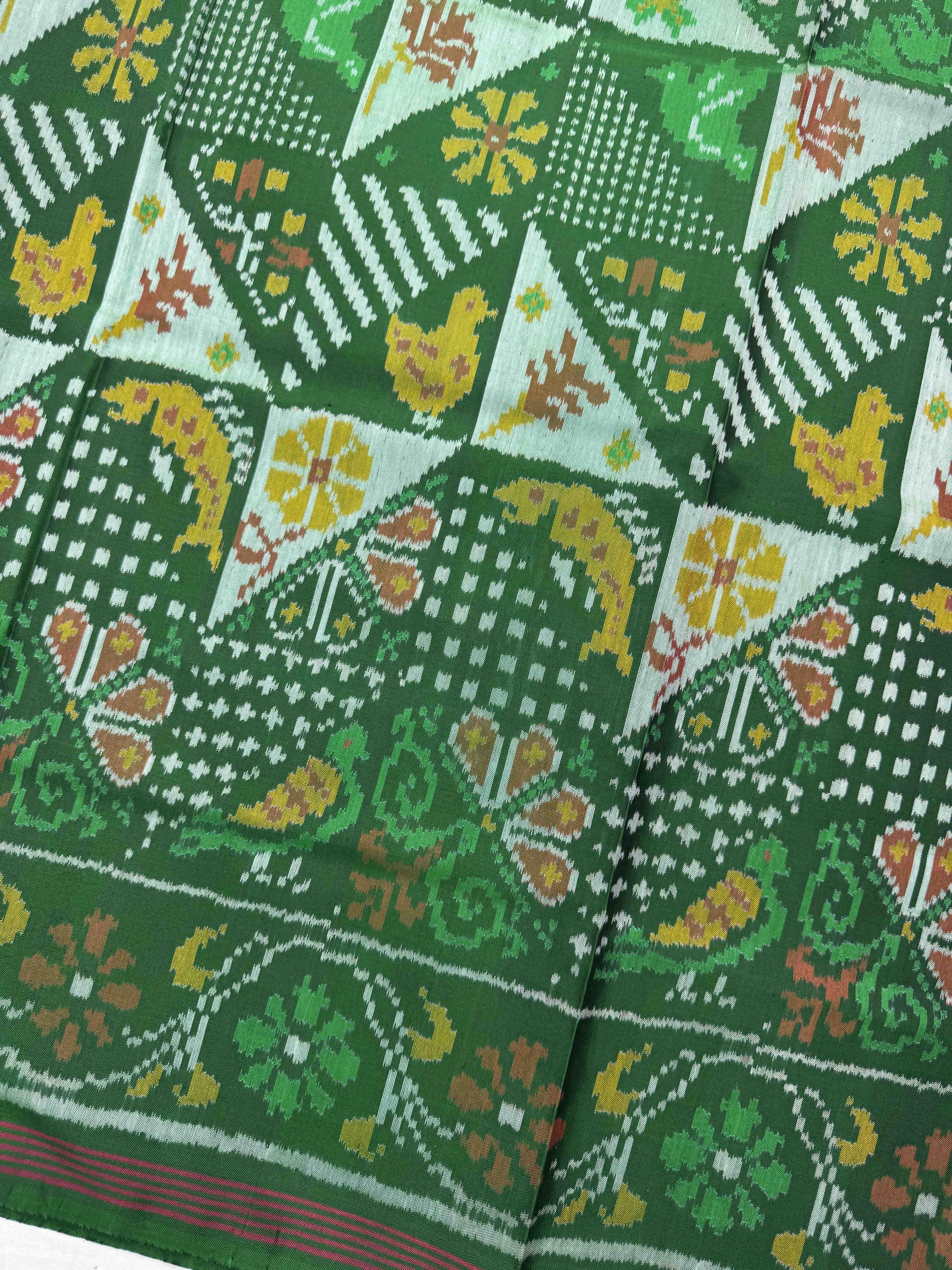 Green Small Narikunj Fancy Single Ikat Patan Patola Saree