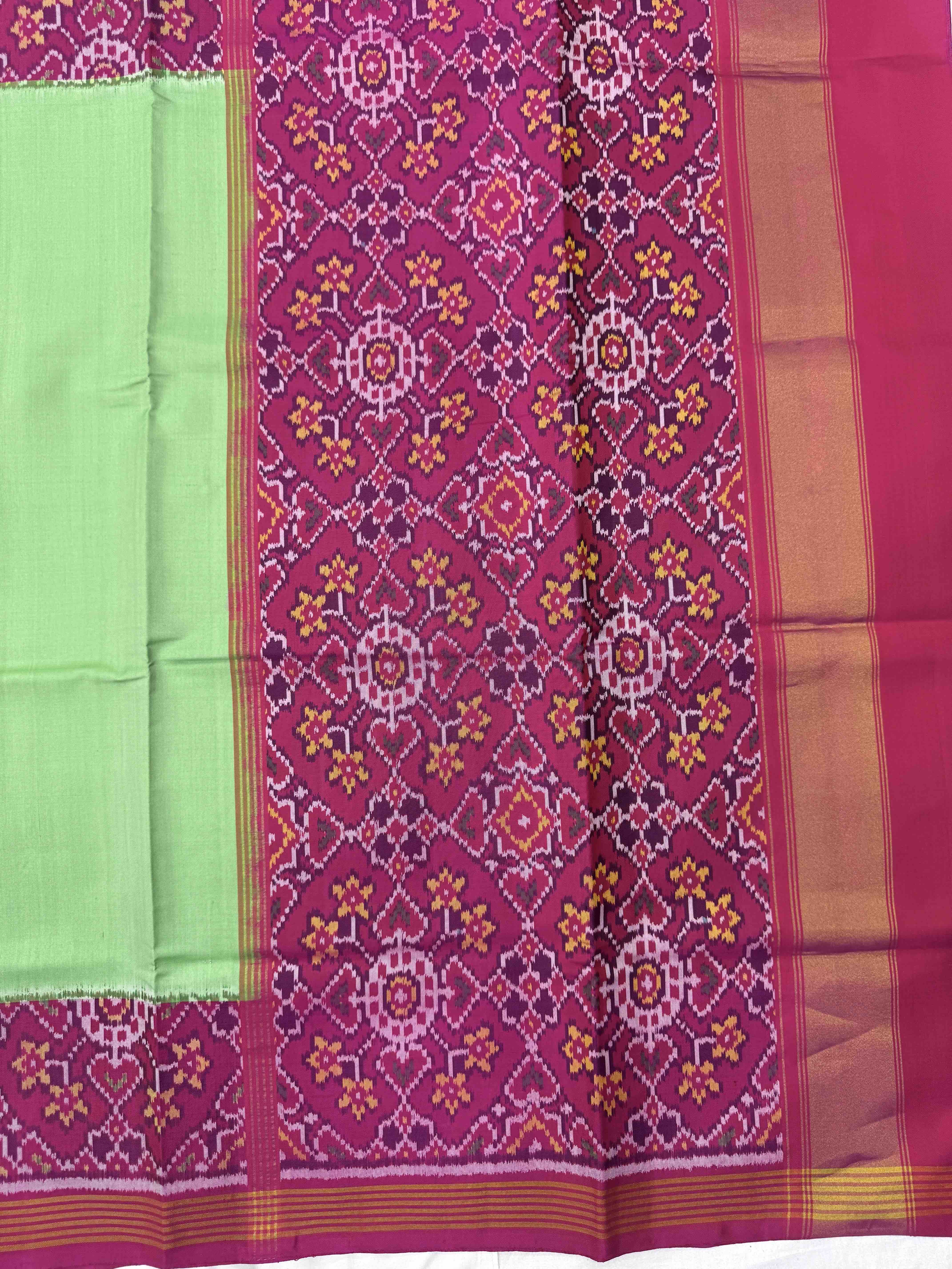 Pink & Light Green Plain Single Ikat Patan Patola Saree