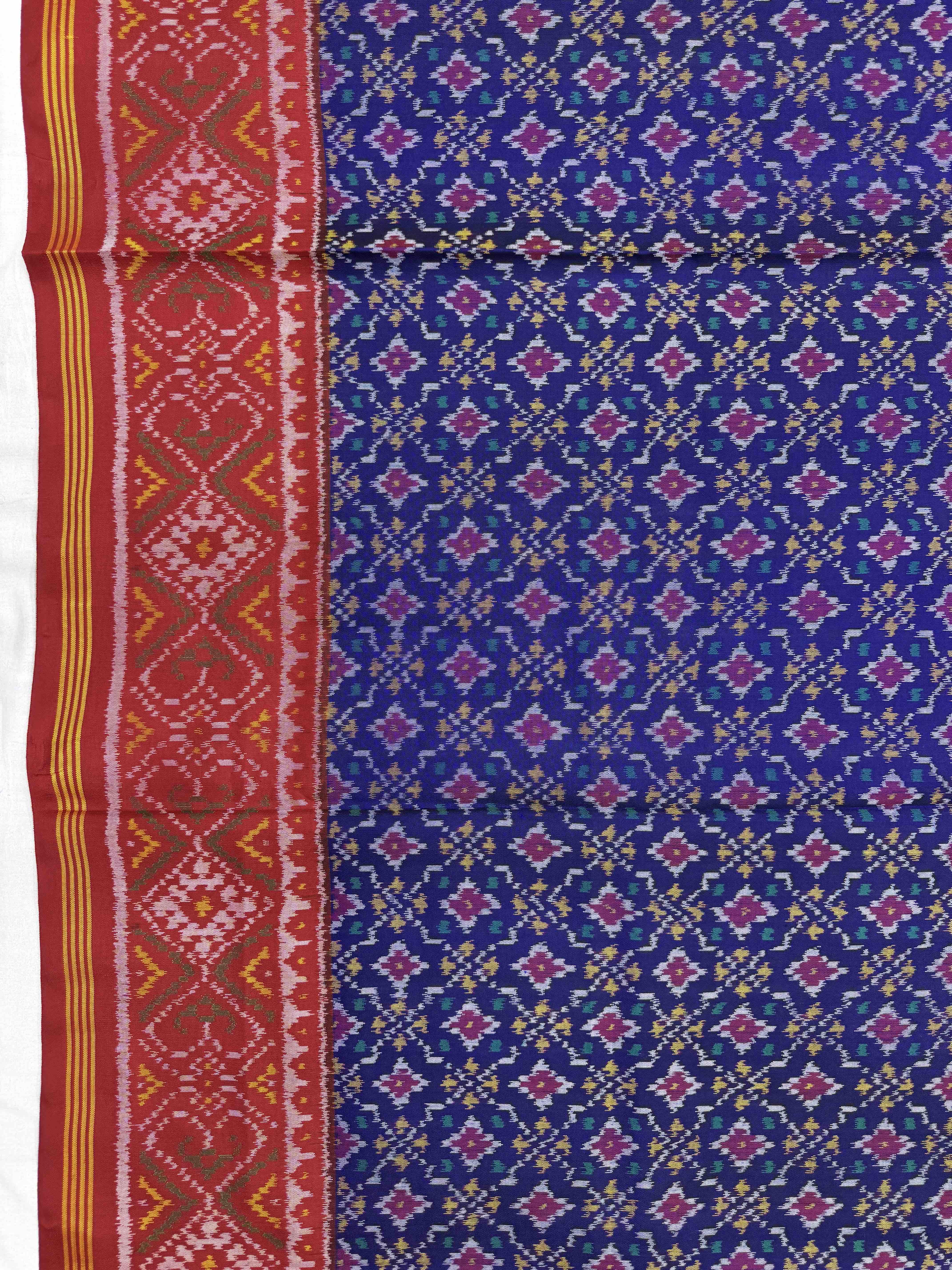 Red & Blue Buttonful Single Ikat Patan Patola Saree