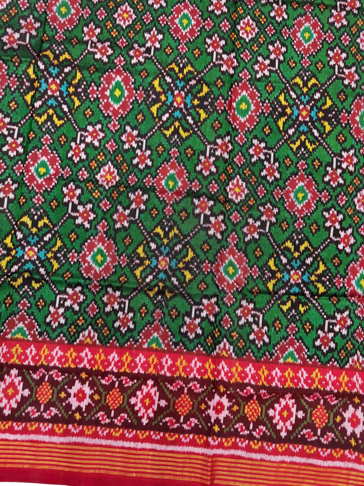 Red & Green Navratan Semi Double Ikat Patola Dupatta
