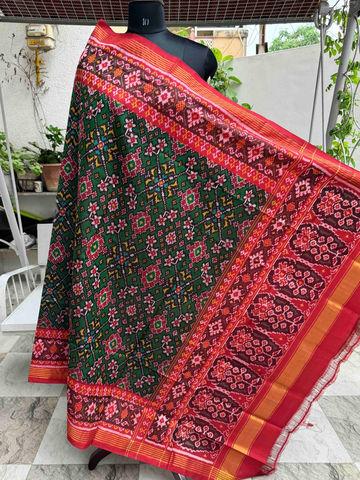 Red & Green Navratan Semi Double Ikat Patola Dupatta