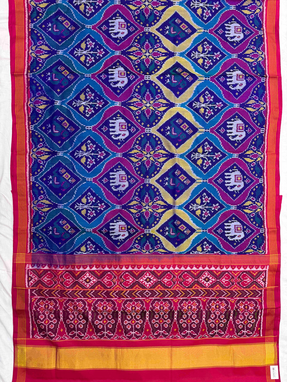 Pink & Multicolour Narikunj Matka Single Ikat Patan Patola Saree
