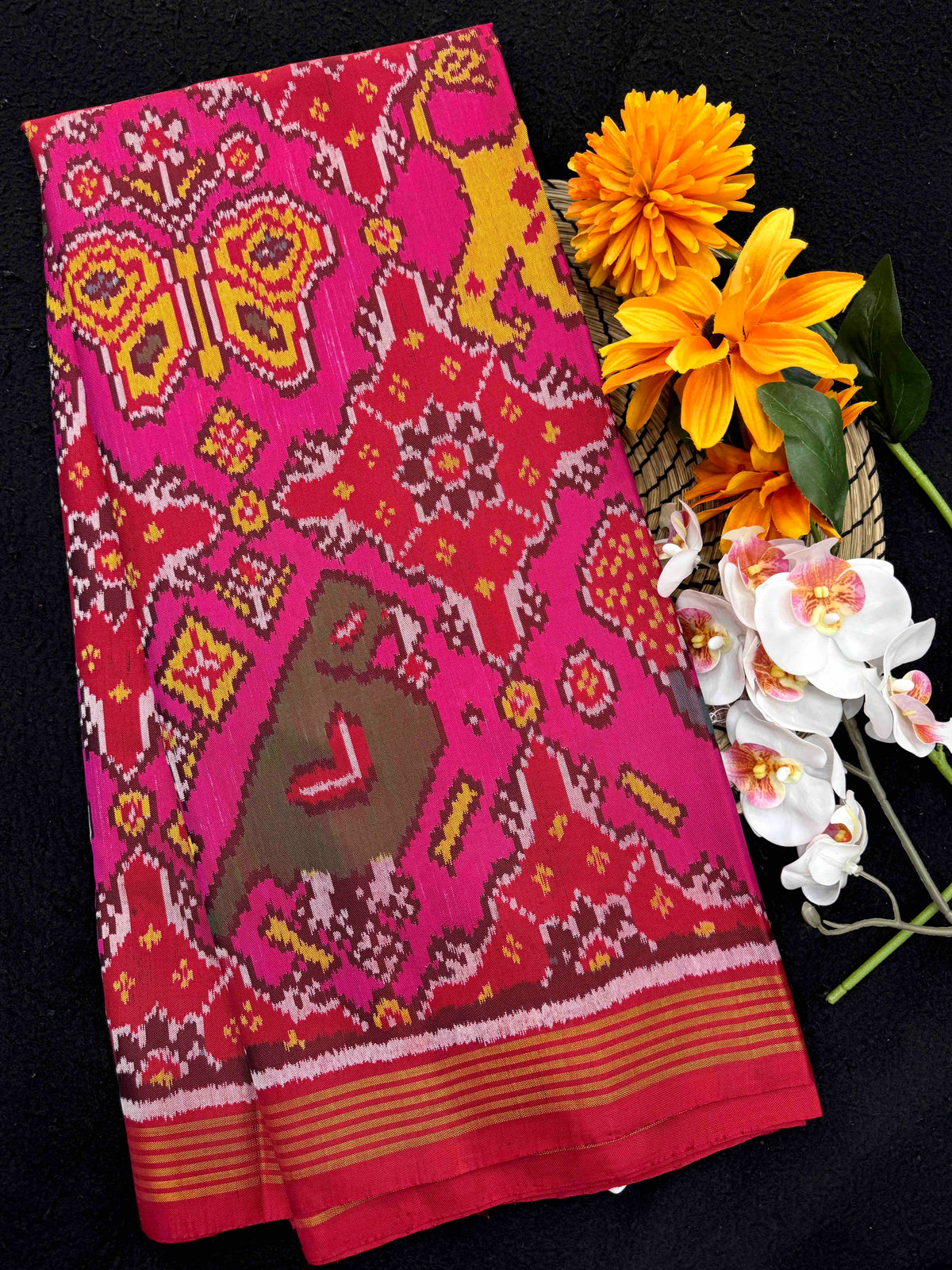 Red & Pink Big Figure Narikunj Single Ikat Patan Patola Saree