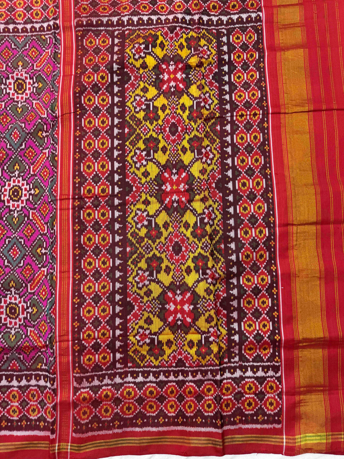 Red & Pink Manekchowk with Yellow Navratan Pallu Single Ikat Patan Patola Saree
