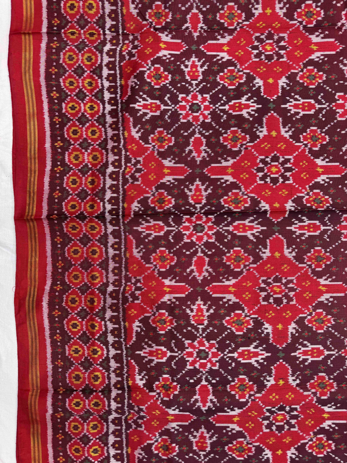 Red & Maroon Chhabdi with Yellow Navratan Pallu Single Ikat Patan Patola Saree