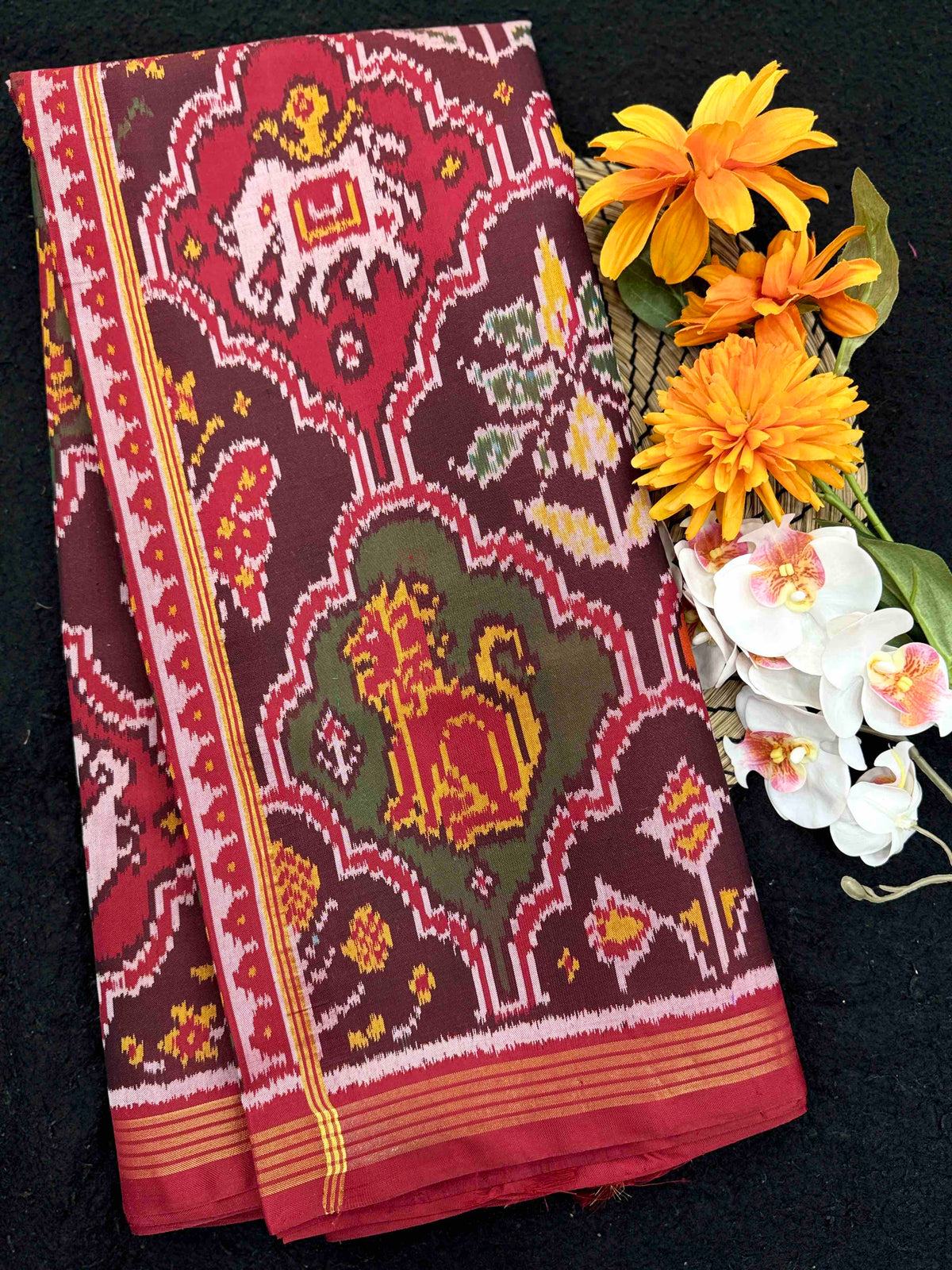 Red & Multicolor Fancy Narikunj Single Ikat Patan Patola Saree