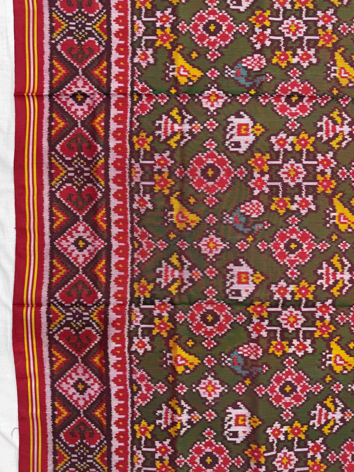 Red & Green Navratan Narikunj Single Ikat Patan Patola Saree