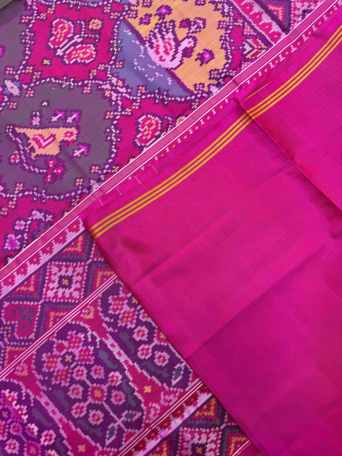 Pink & Multicolor Fancy Narikunj Single Ikat Patan Patola Saree