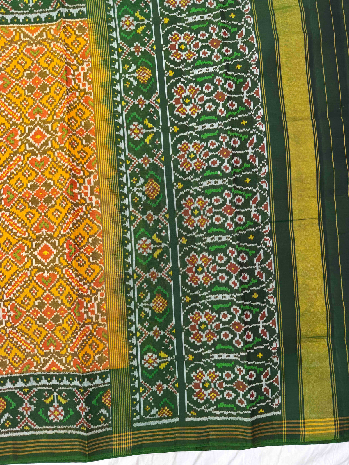 Green & Yellow Manekchowk Single Ikat Patan Patola Saree