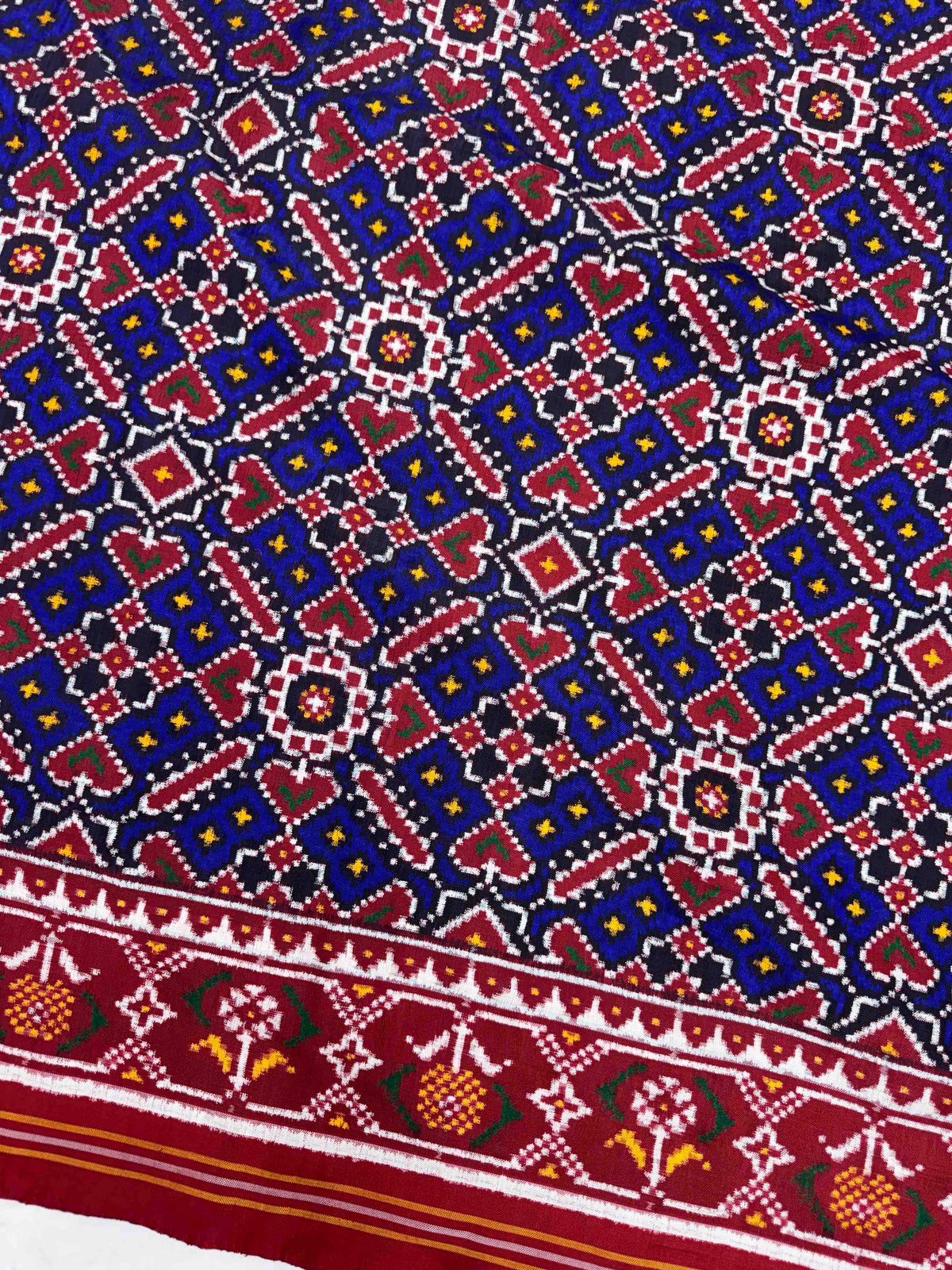 Maroon & Blue Manekchowk Double Ikat Patan Patola Saree