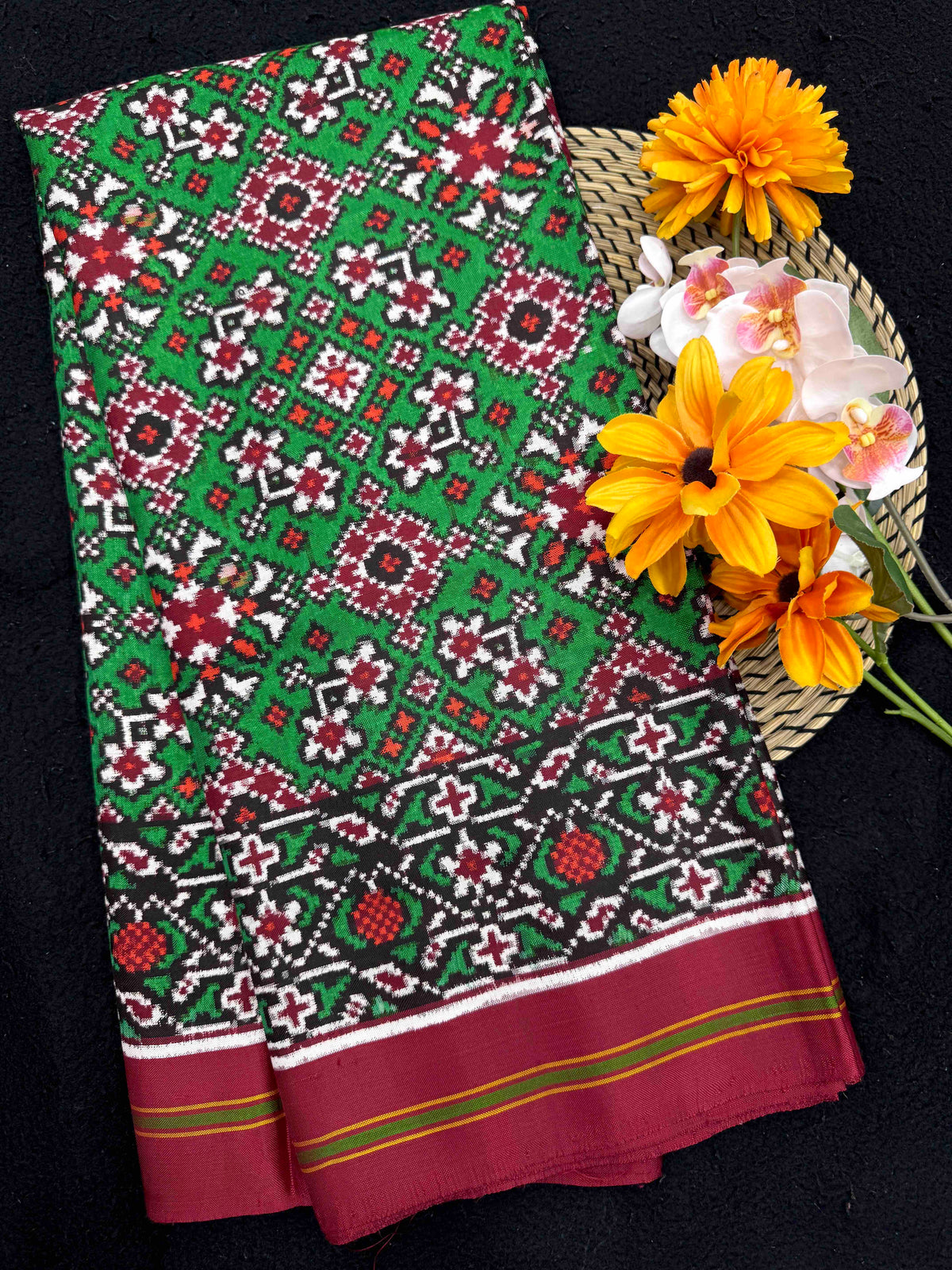 Maroon & Green Navratan Natural Dye Colors Double Ikat Patan Patola Saree