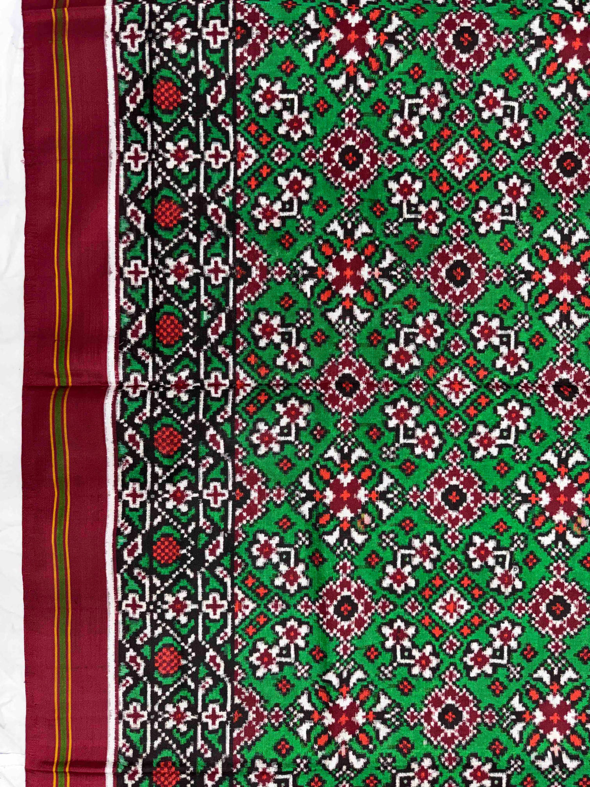 Maroon & Green Navratan Natural Dye Colors Double Ikat Patan Patola Saree