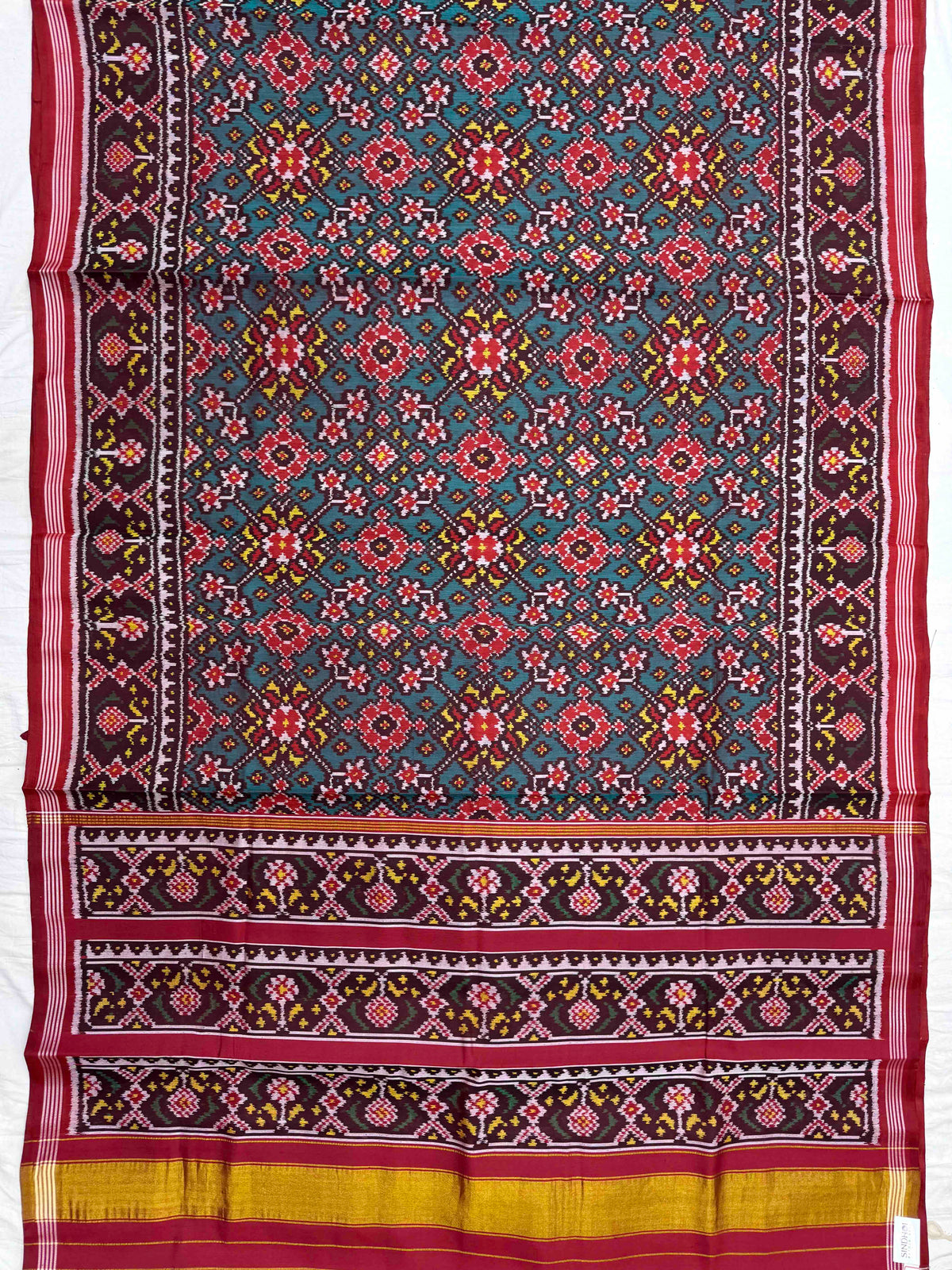 Red & Turquoise Navratan Single Ikat Patan Patola Saree