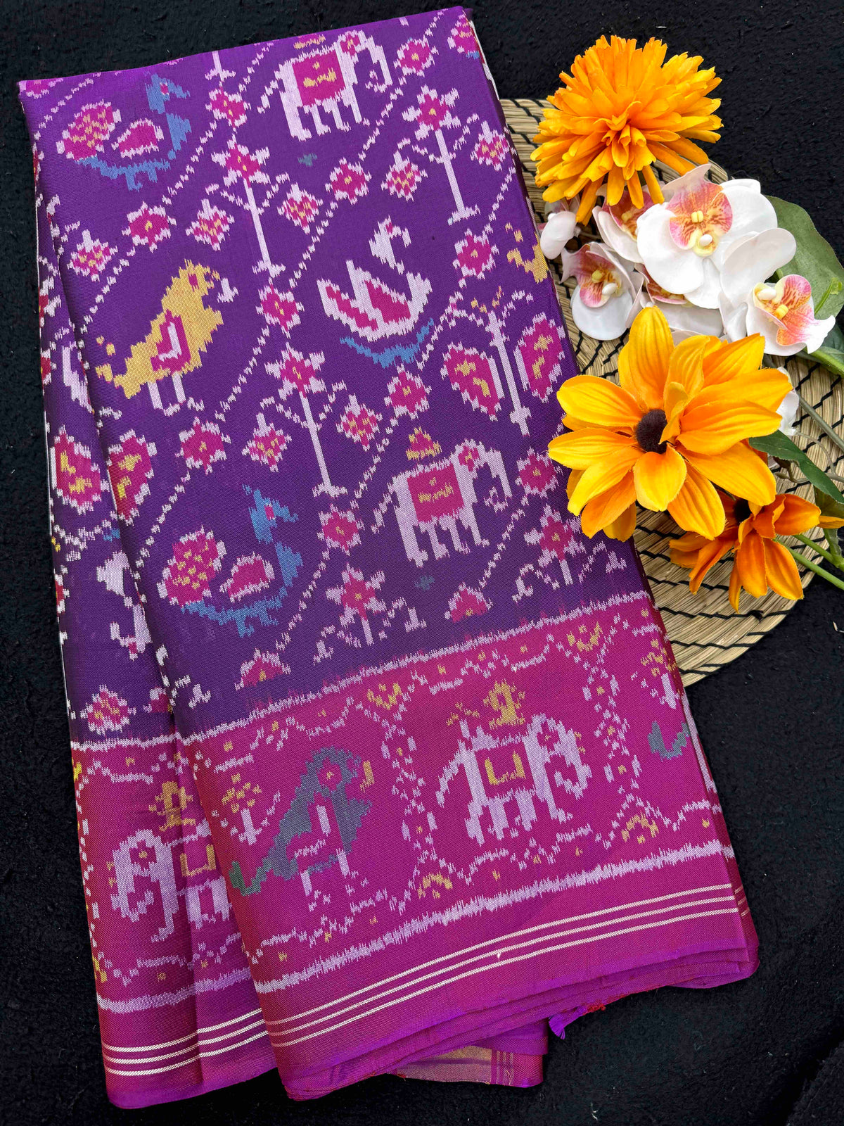 Pink & Purple Small Narikunj Leheriya Single Ikat Patan Patola Saree