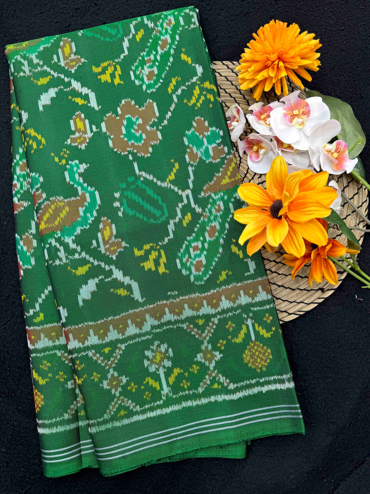 Green Fancy Peacock Flower Single Ikat Patan Patola Saree