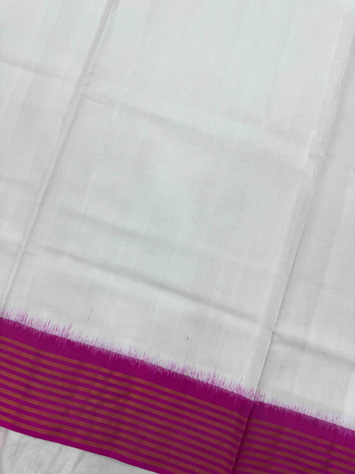 Pink & White Plain with Multicolor Pallu Single Ikat Patan Patola Saree