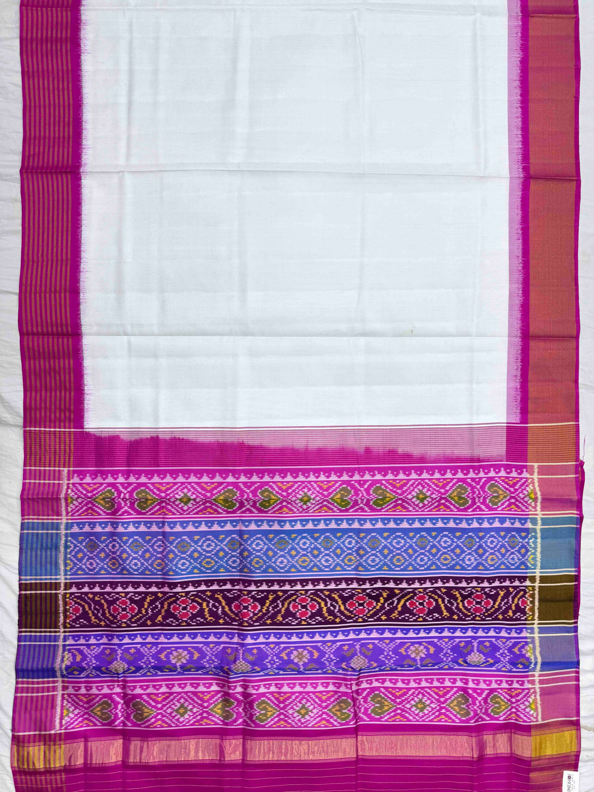 Pink & White Plain with Multicolor Pallu Single Ikat Patan Patola Saree