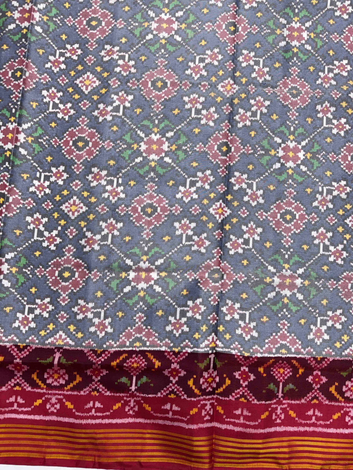 Red & Grey Navratan Single Ikat Patan Patola Saree