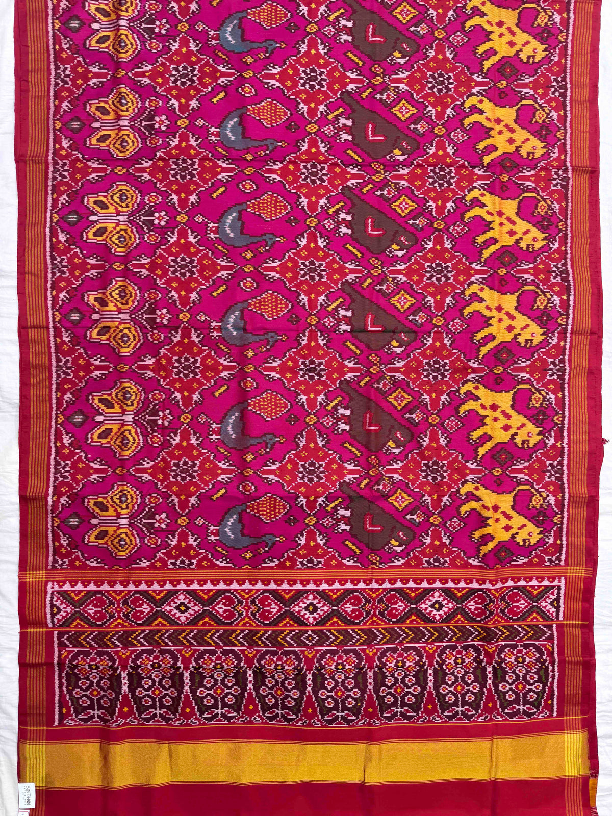 Red & Pink Big Figure Narikunj Chhabdi Single Ikat Patan Patola Saree