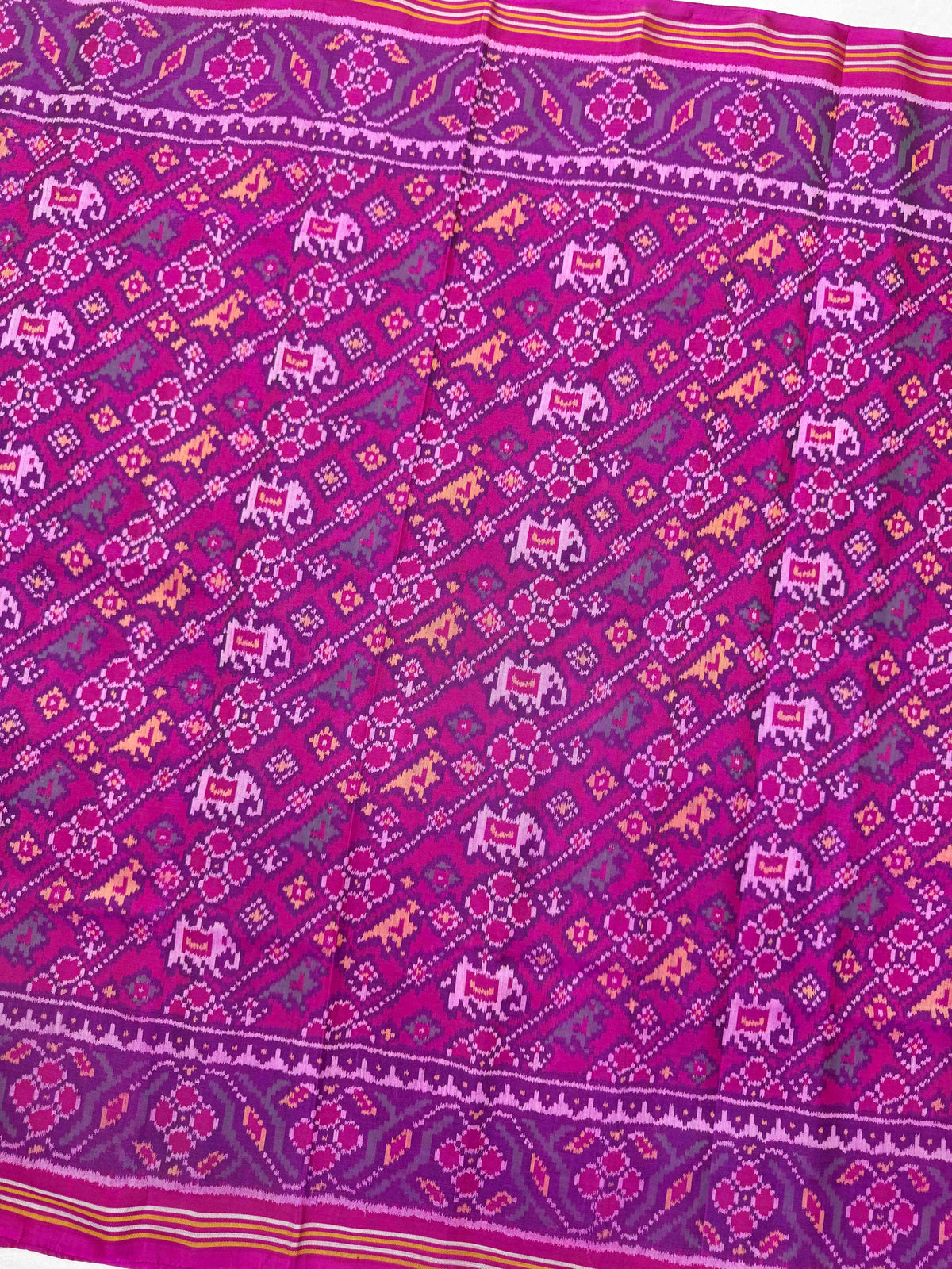 Pink Small Narikunj Flower Leheriya Single Ikat Patan Patola Saree