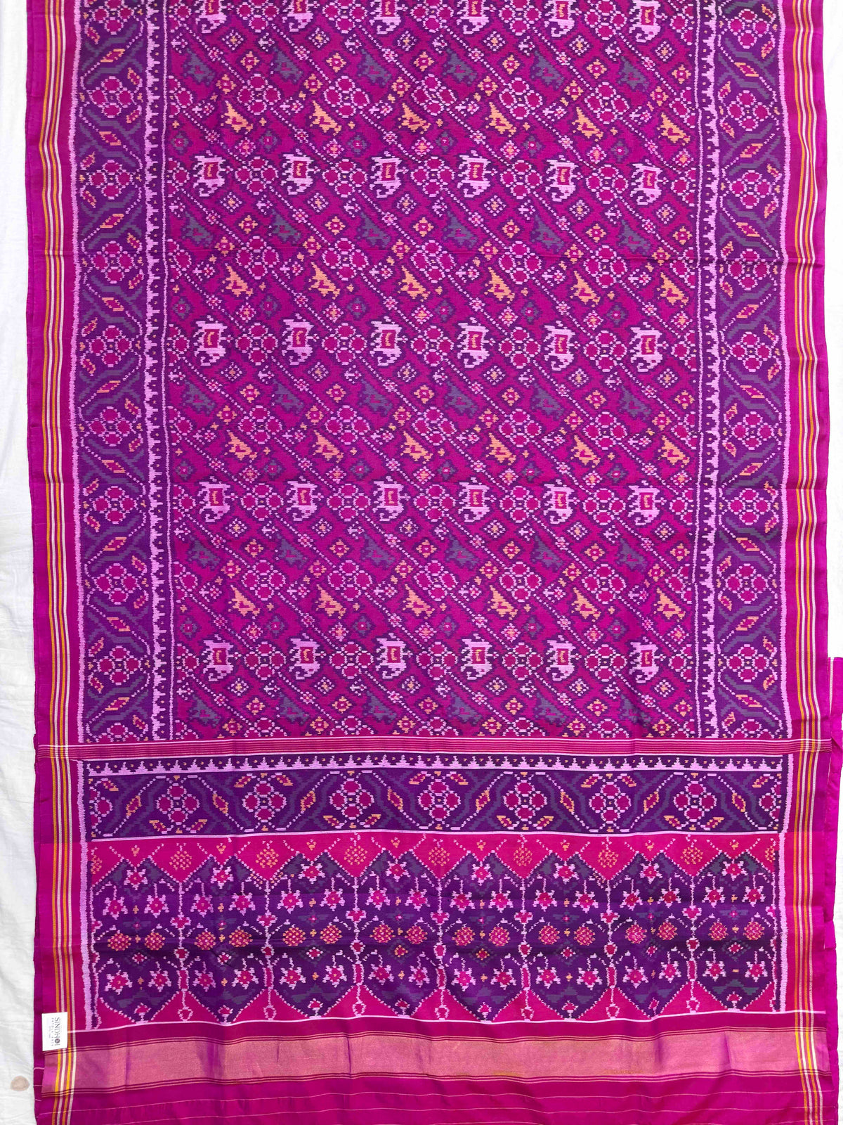 Pink Small Narikunj Flower Leheriya Single Ikat Patan Patola Saree