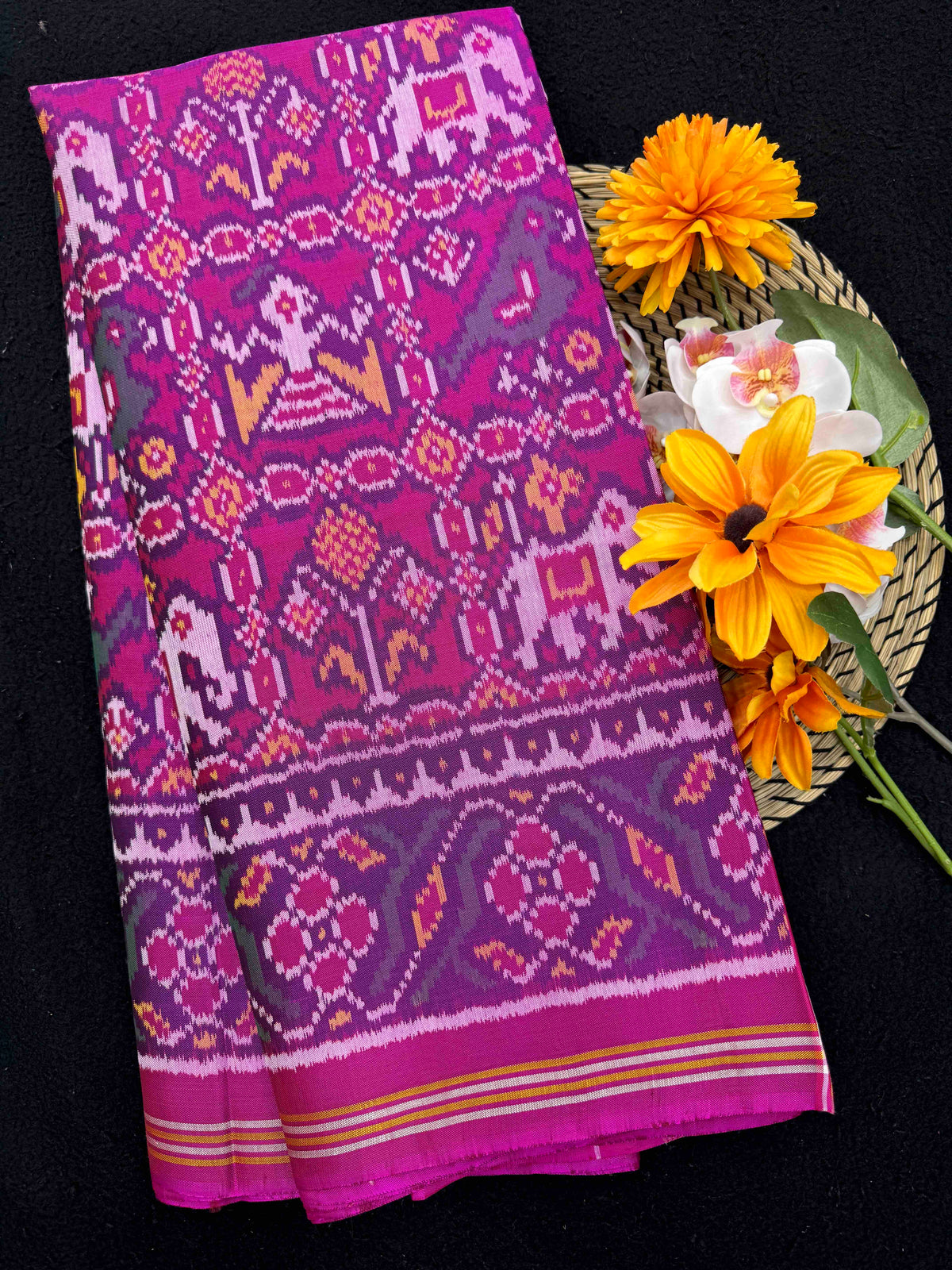 Magenta Pink Narikunj Single Ikat Patan Patola Saree