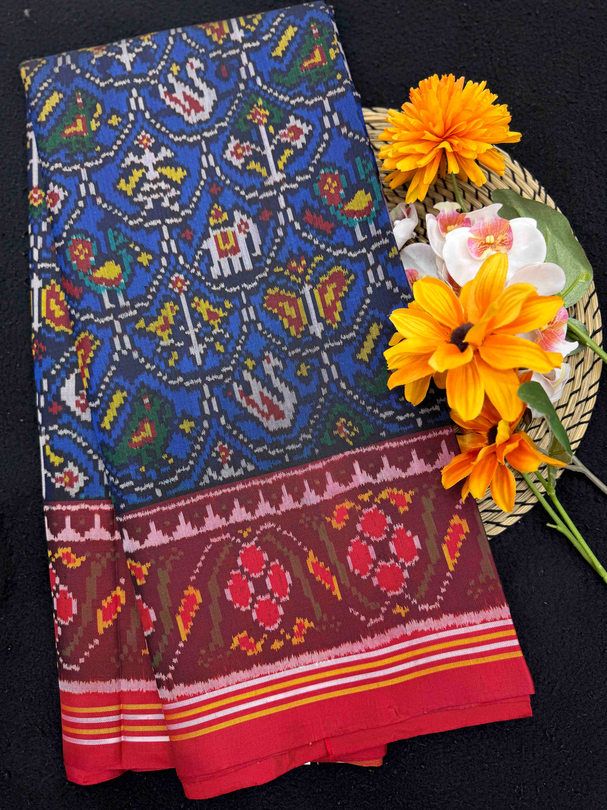 Red & Blue Fancy Narikunj Single Ikat Patan Patola Saree