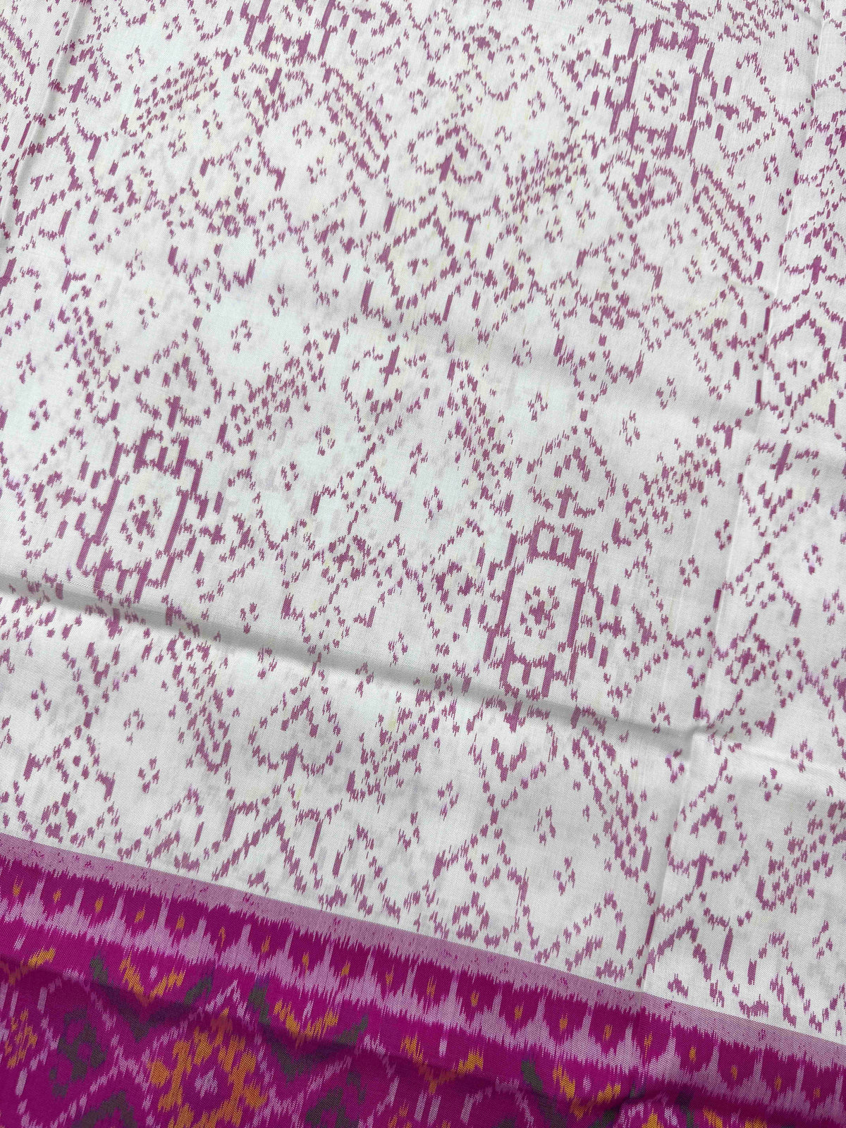 Pink & White Manekchowk Rajkot Patola Saree