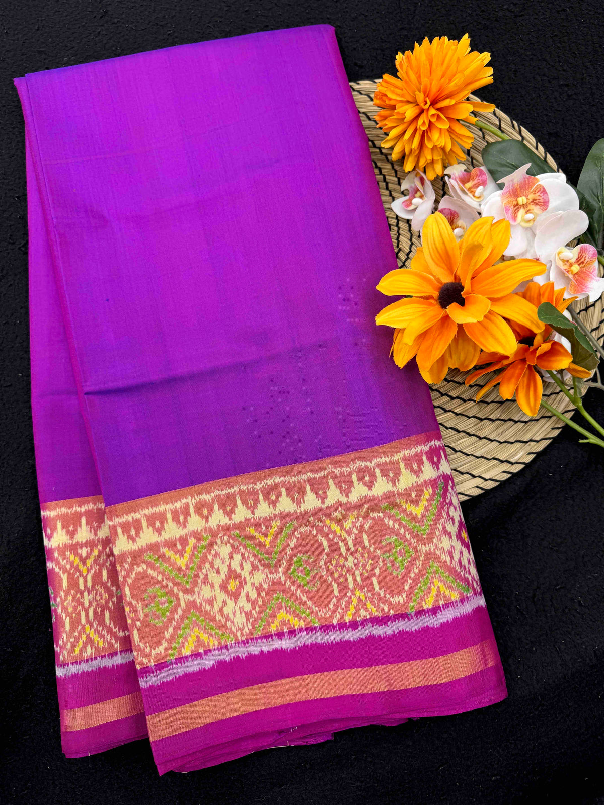 Magenta & Purple Plain Rajkot Patola Saree