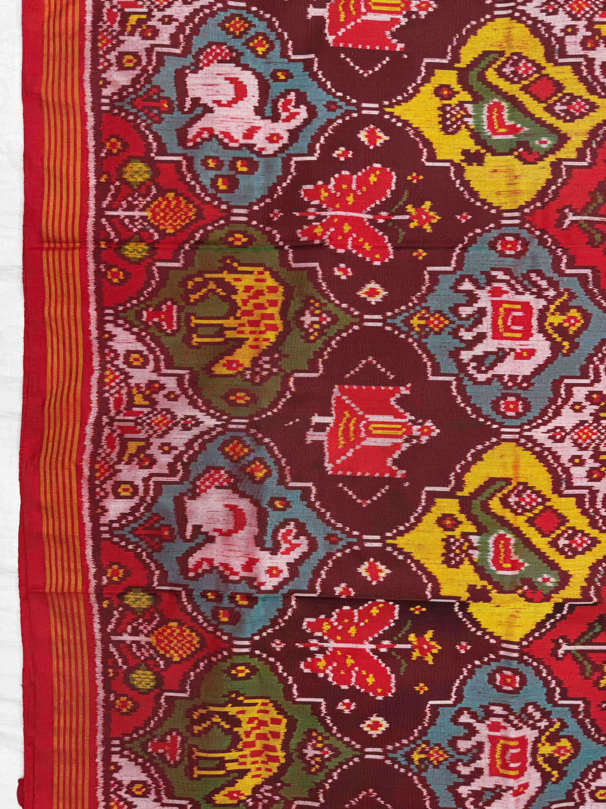 Red & Multicolor Matka Narikunj Single Ikat Patan Patola Saree