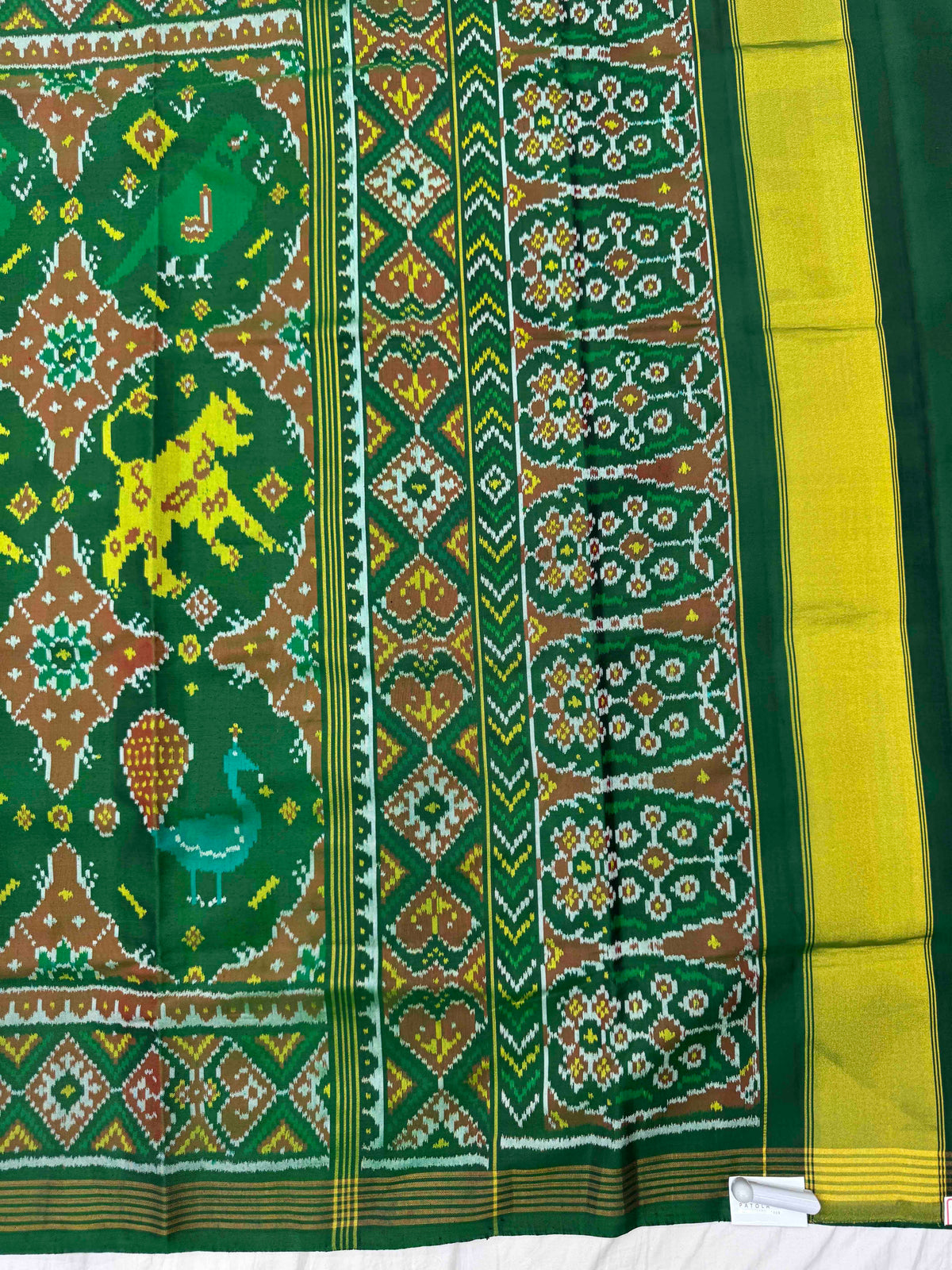 Green Chhabdi Figure Motives Single Ikat Patan Patola Saree