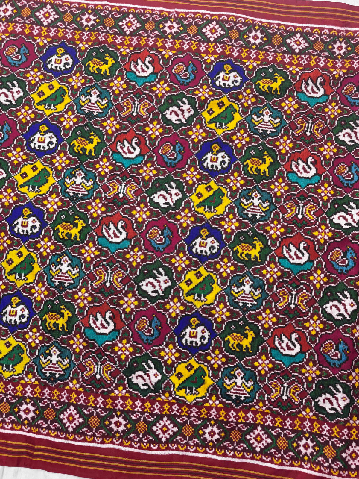 Red & Multicolour Small Narikunj Circle Double Ikat Patan Patola Saree