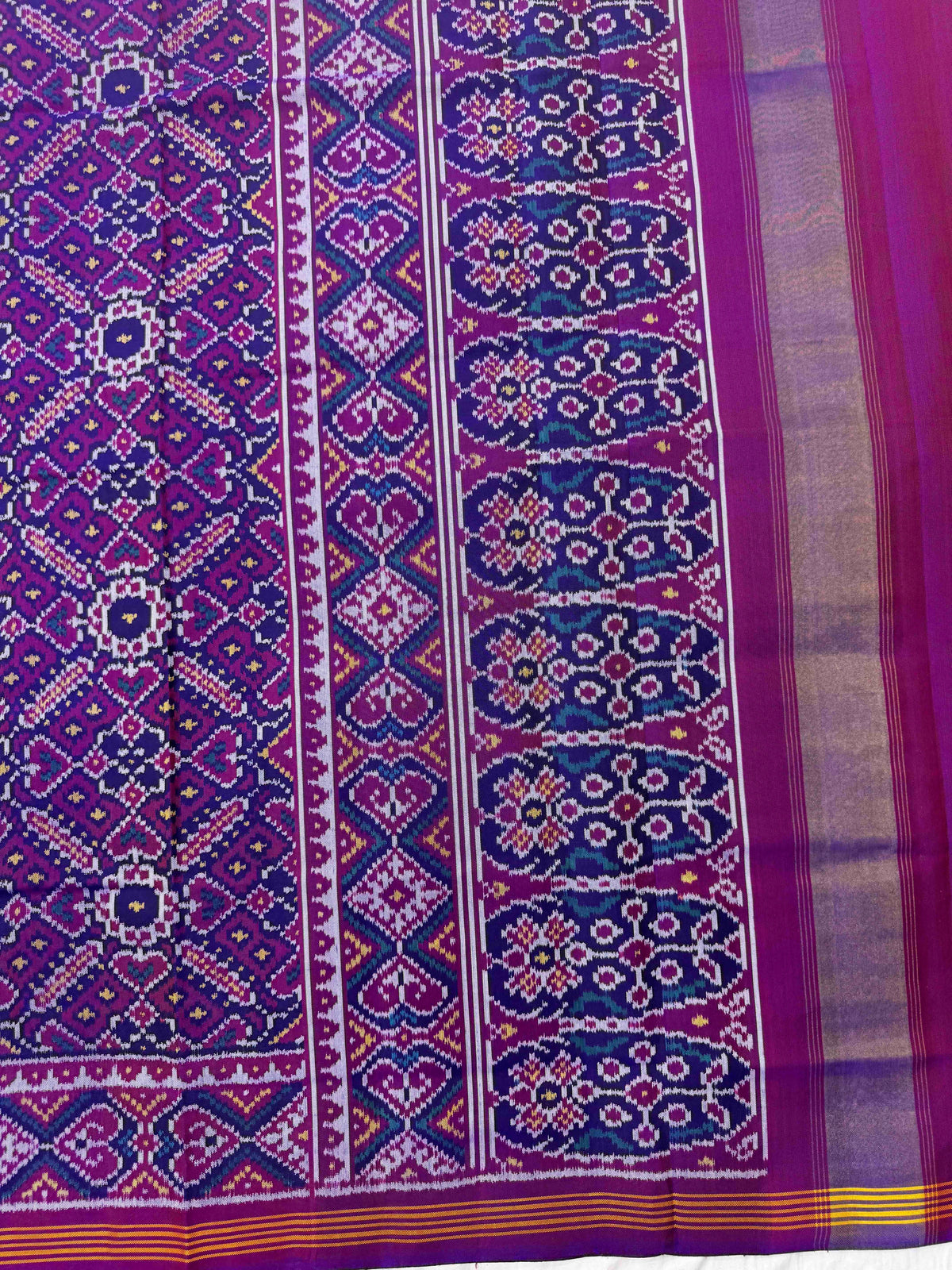 Purple Manekchowk Single Ikat Patan Patola Saree