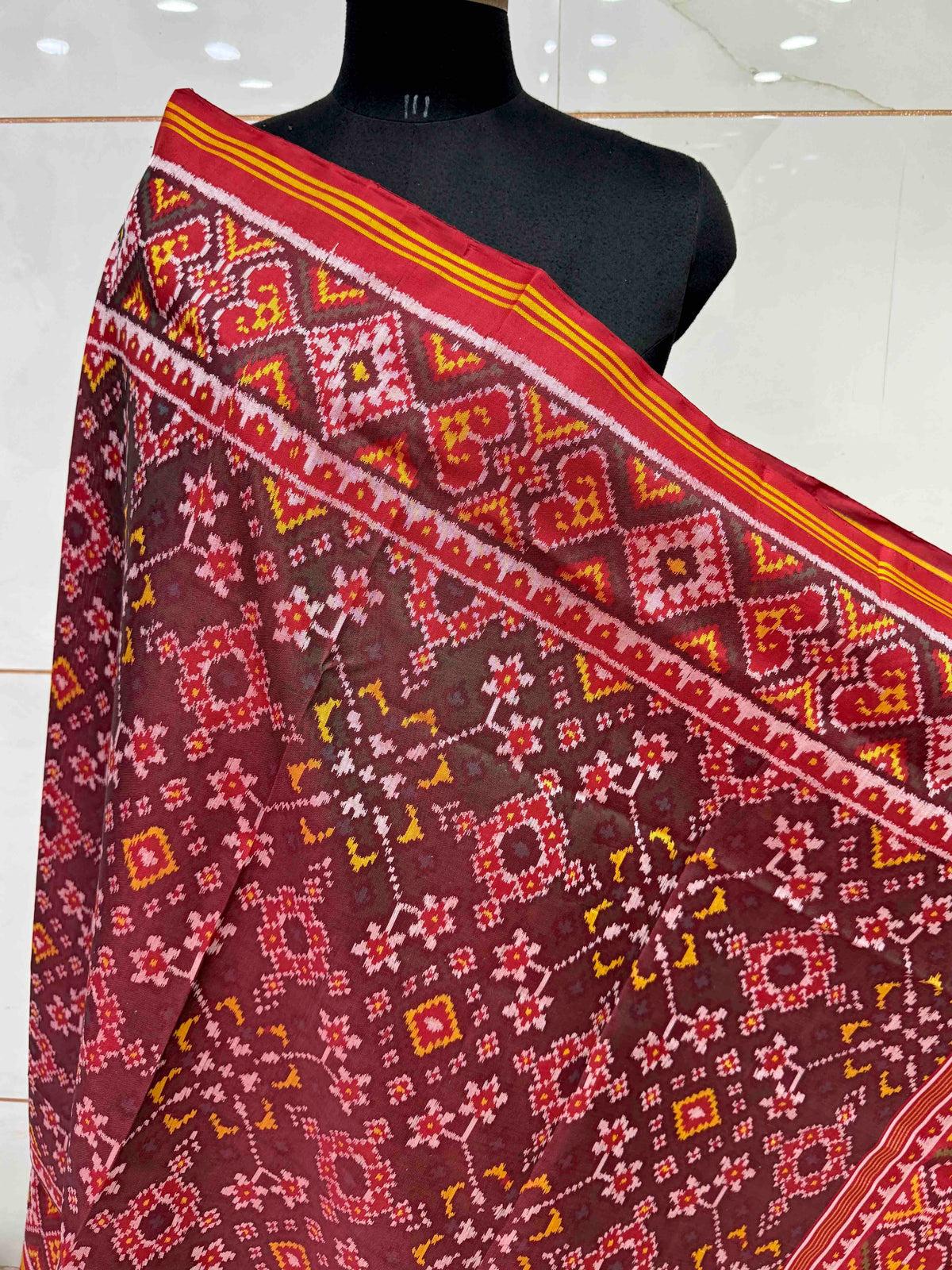 Red & Mehendi Navratan Semi Double Ikat Patola Dupatta
