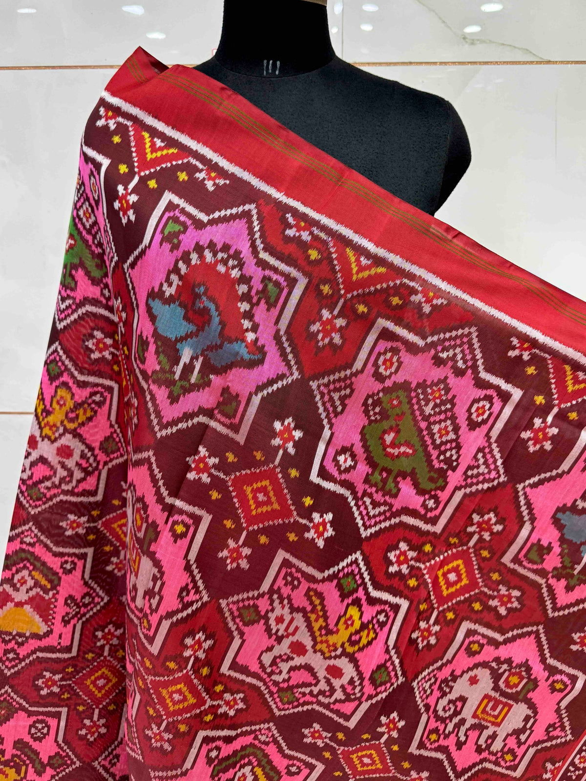 Red & Light Pink Star Narikunj Semi Double Ikat Patola Dupatta