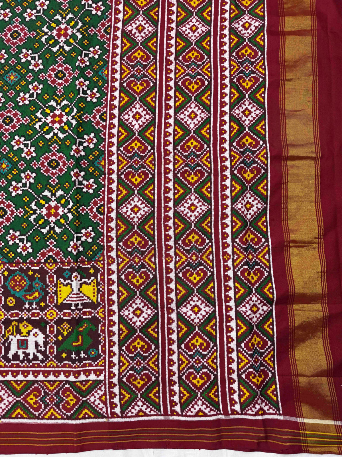 Red & Green Navratan with Narikunj Scut Border Double Ikat Patan Patola Saree