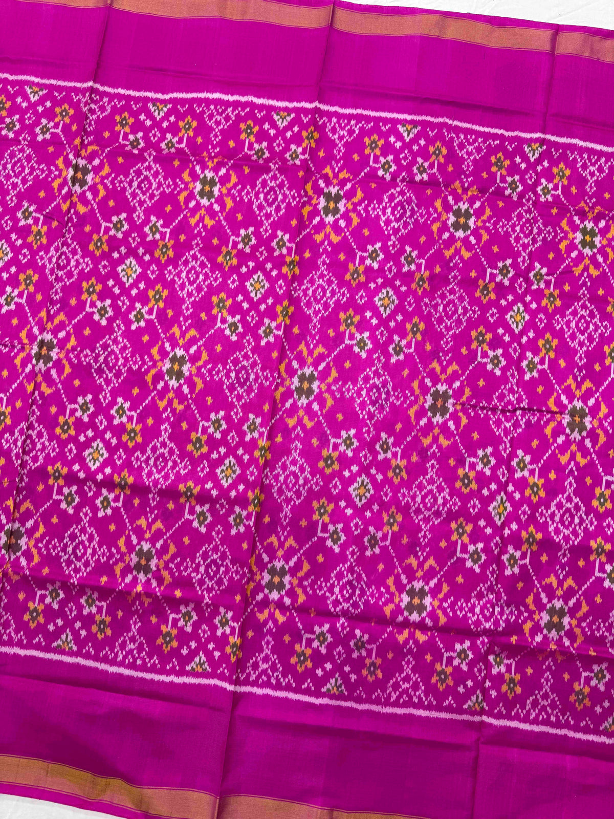 Pink Navratan with Plain Border Rajkot Patola Saree